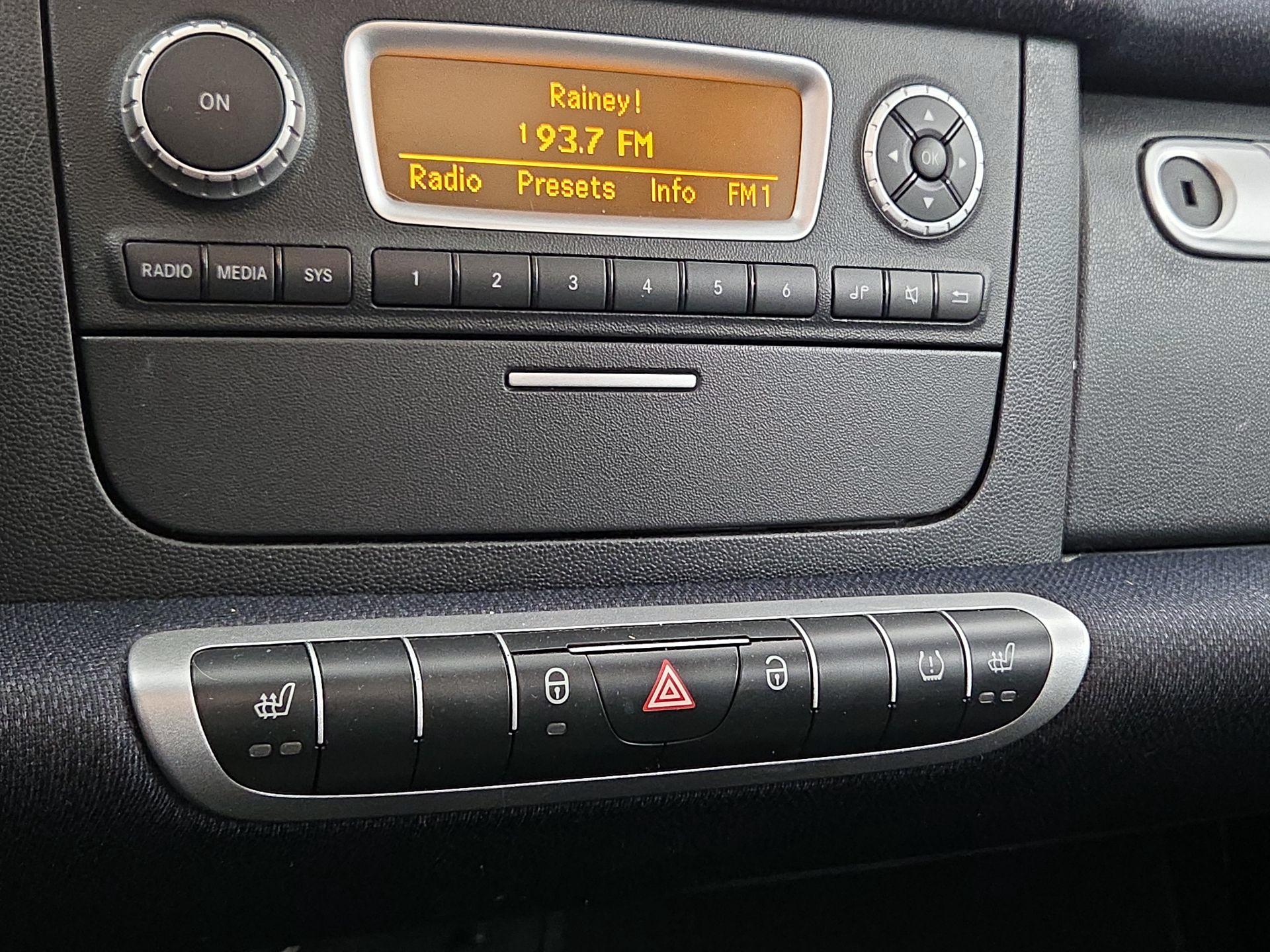 Thumbnail: 2015 smart fortwo - 14