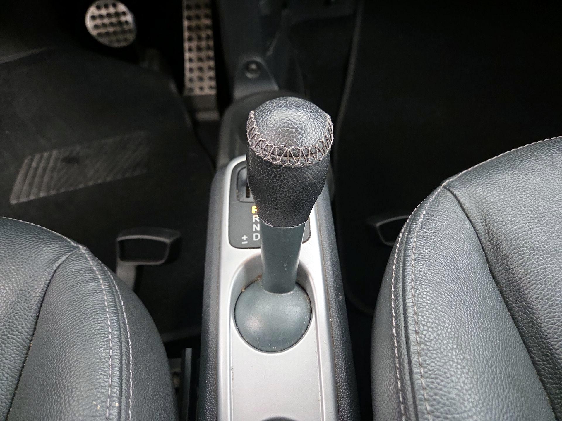 Thumbnail: 2015 smart fortwo - 15