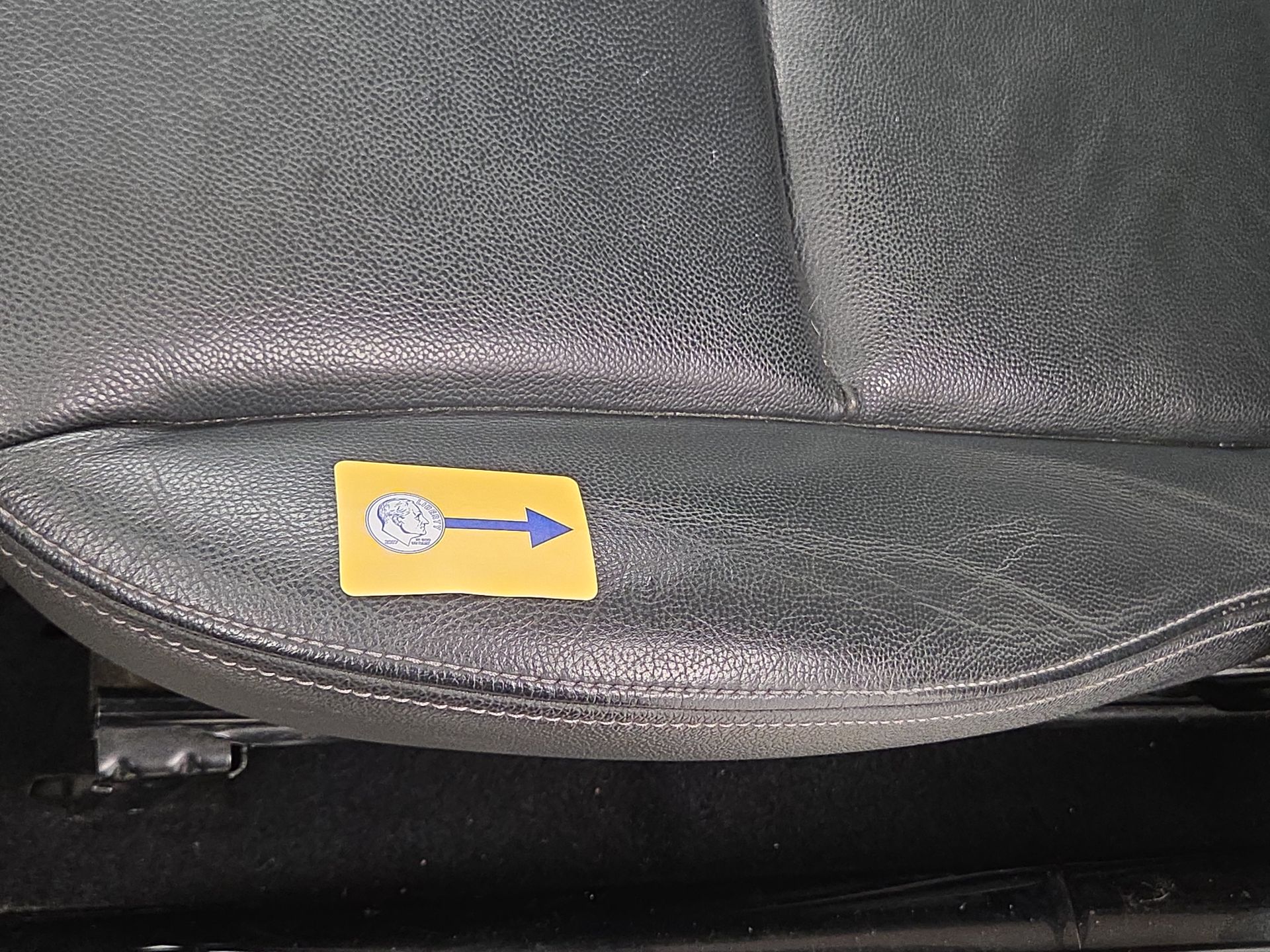 Thumbnail: 2015 smart fortwo - 20