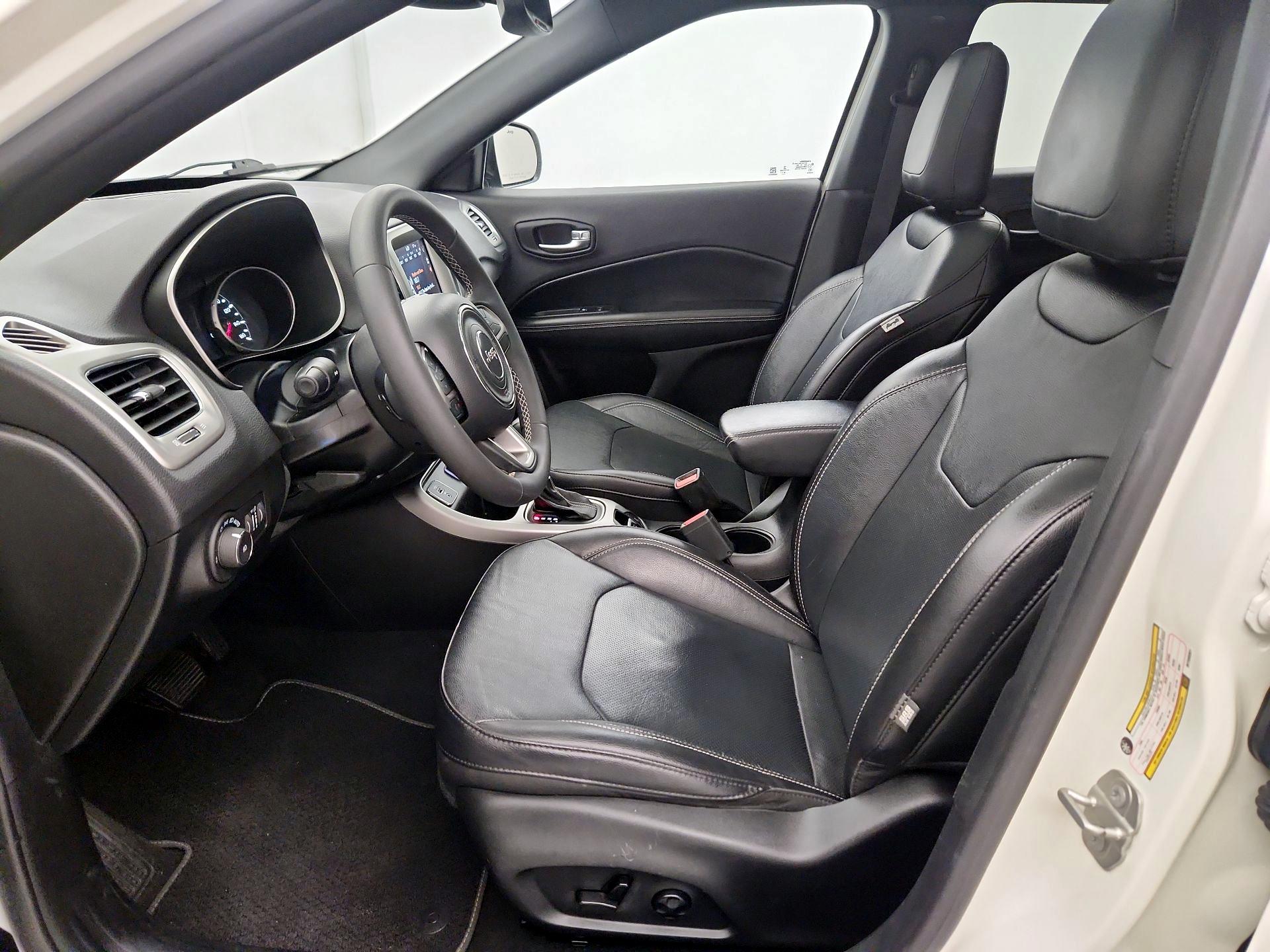 Thumbnail: 2021 Jeep Compass - 11