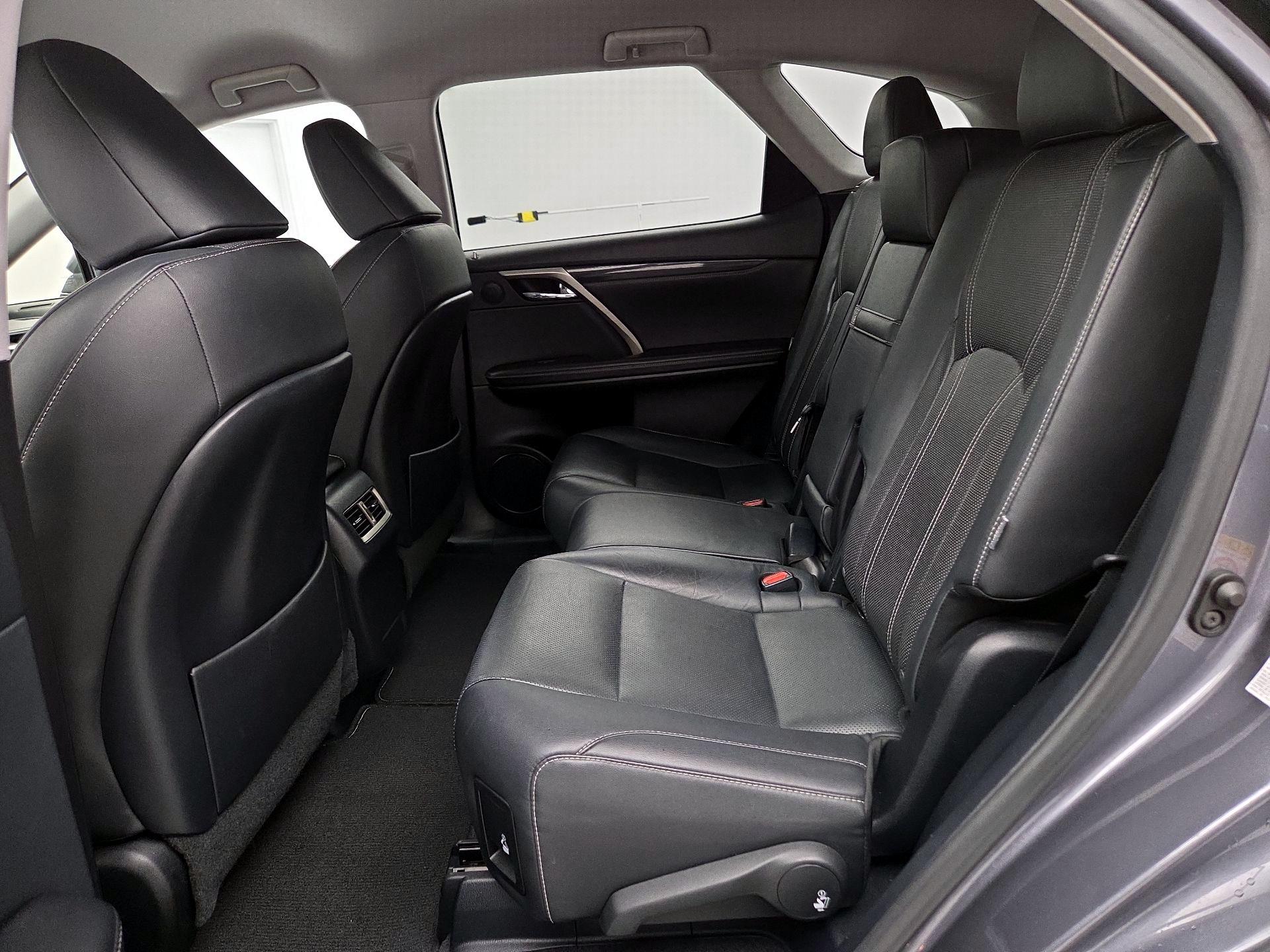 Thumbnail: 2019 Lexus RX - 19