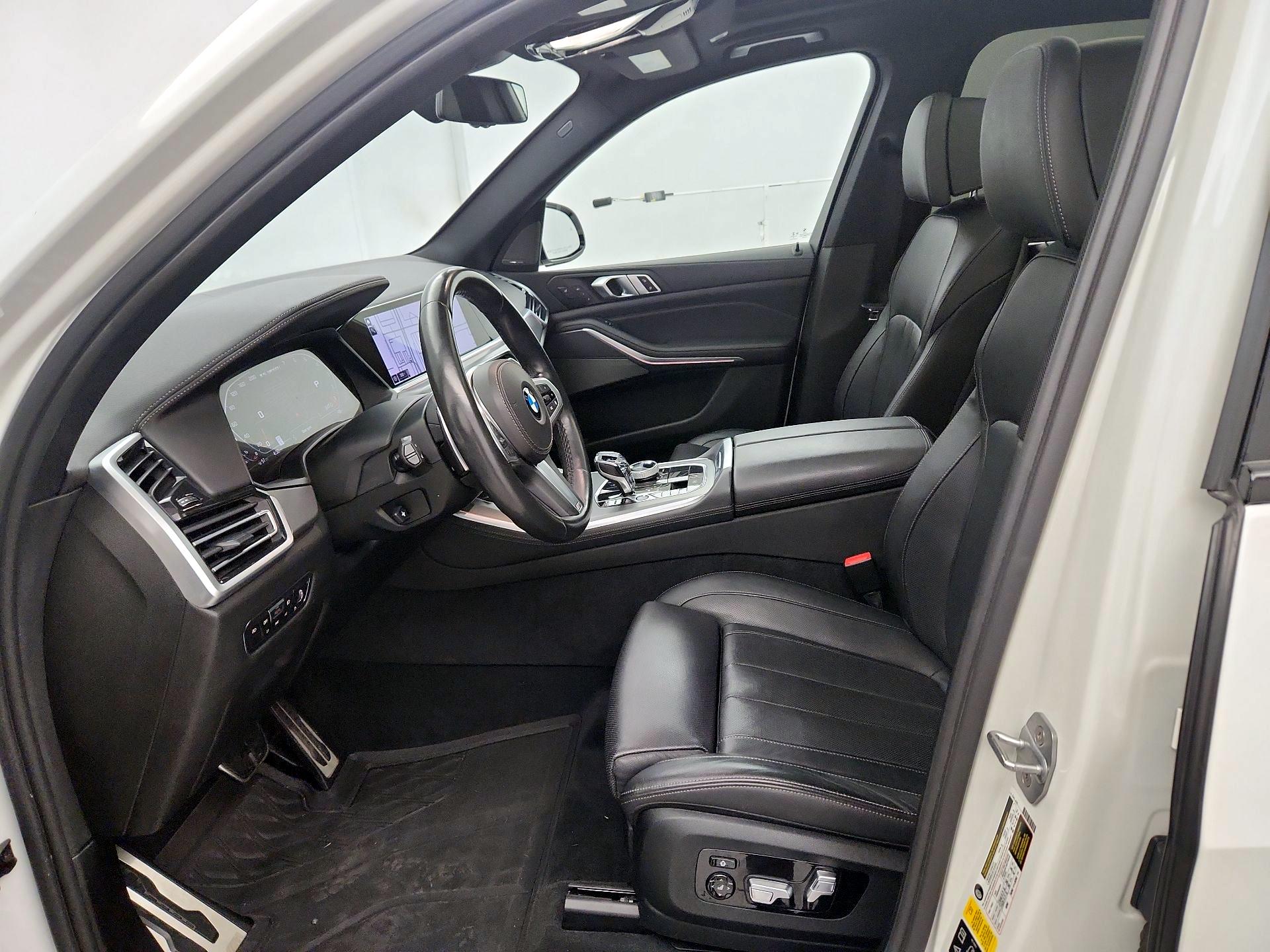 Thumbnail: 2020 BMW X5 - 11