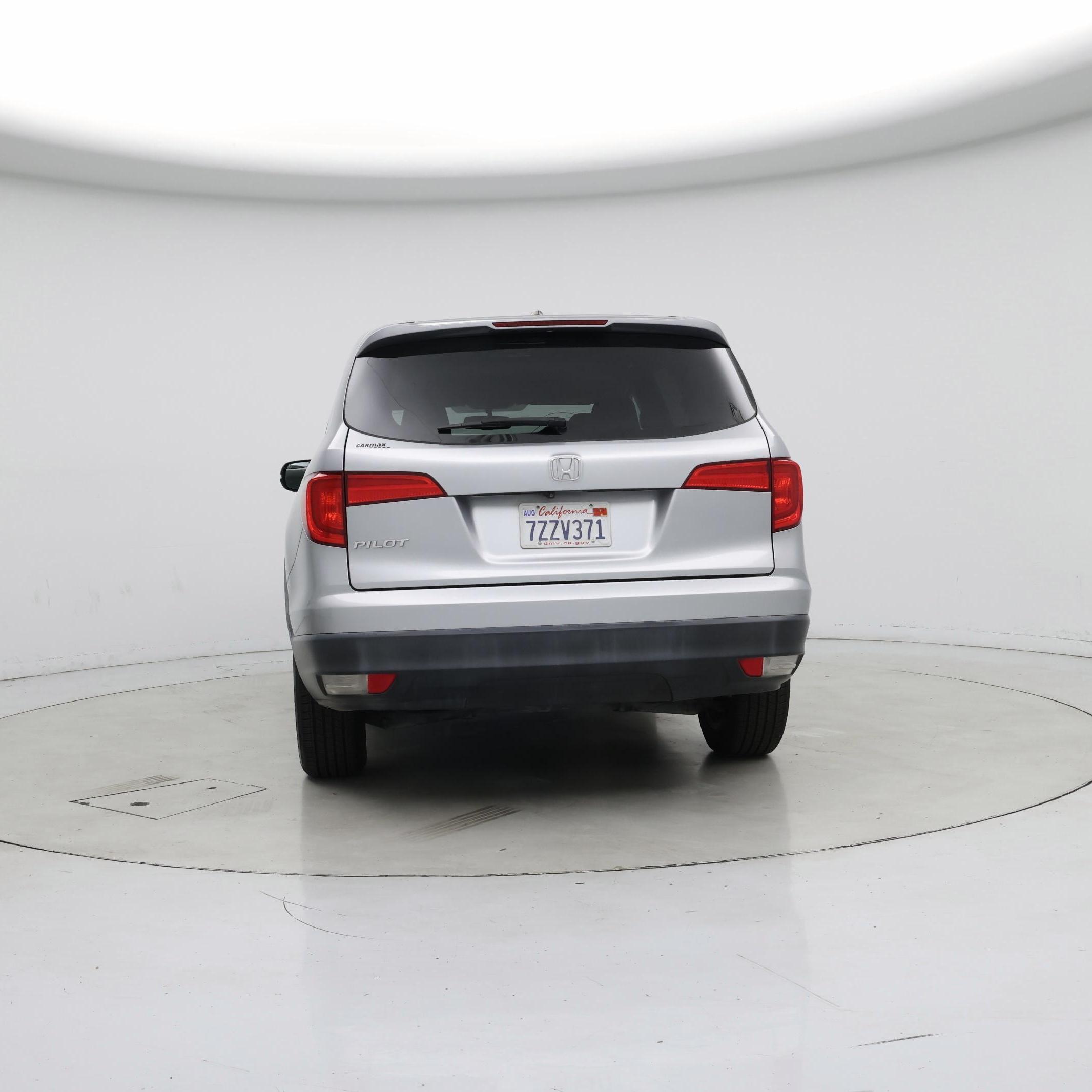 Thumbnail: 2017 Honda Pilot - 6