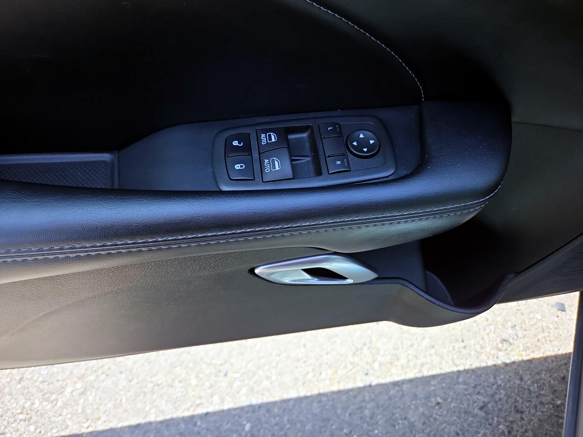 Thumbnail: 2022 Dodge Challenger - 10