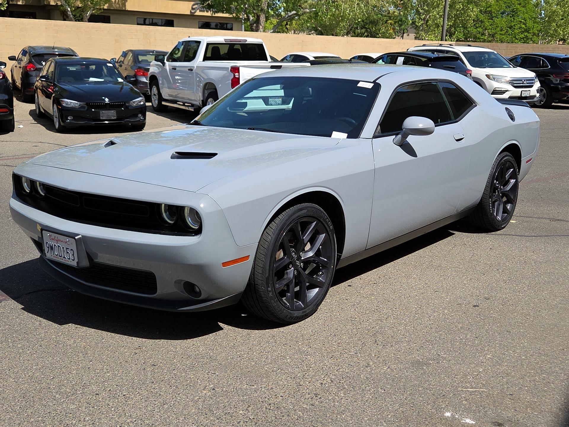 Thumbnail: 2022 Dodge Challenger - 3