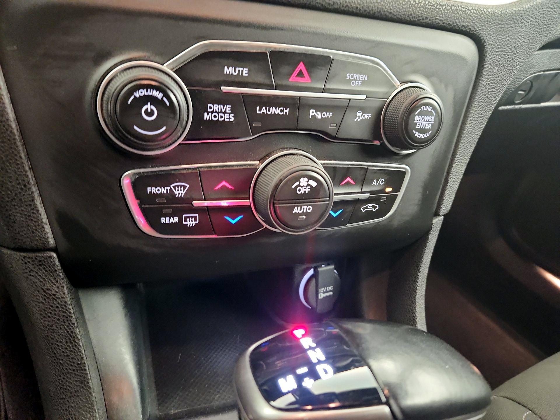 Thumbnail: 2021 Dodge Charger - 16