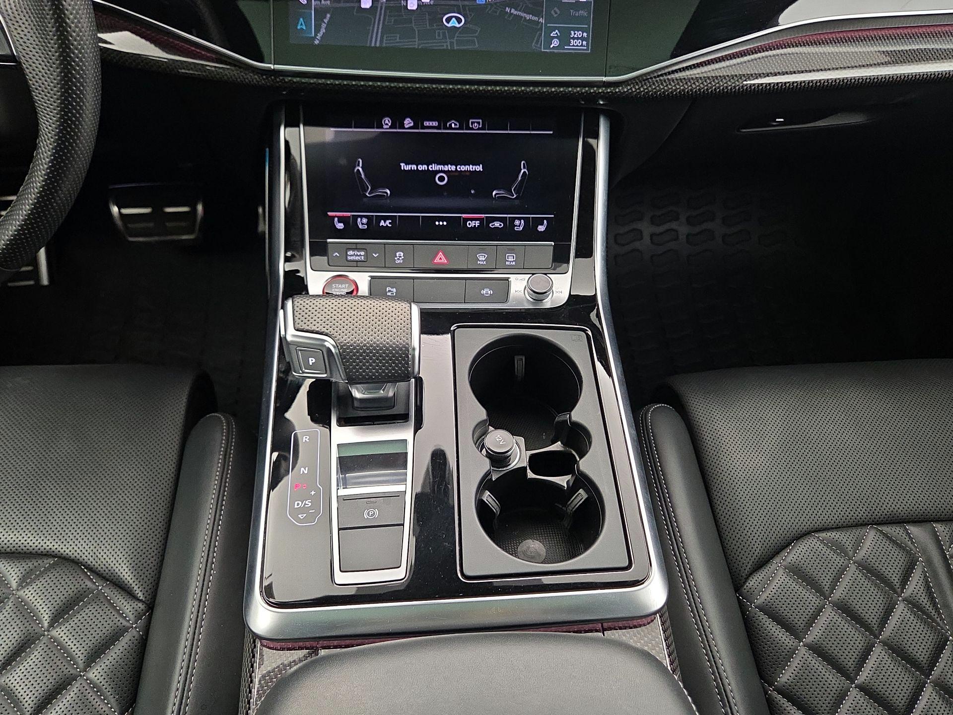 Thumbnail: 2022 Audi SQ7 - 18