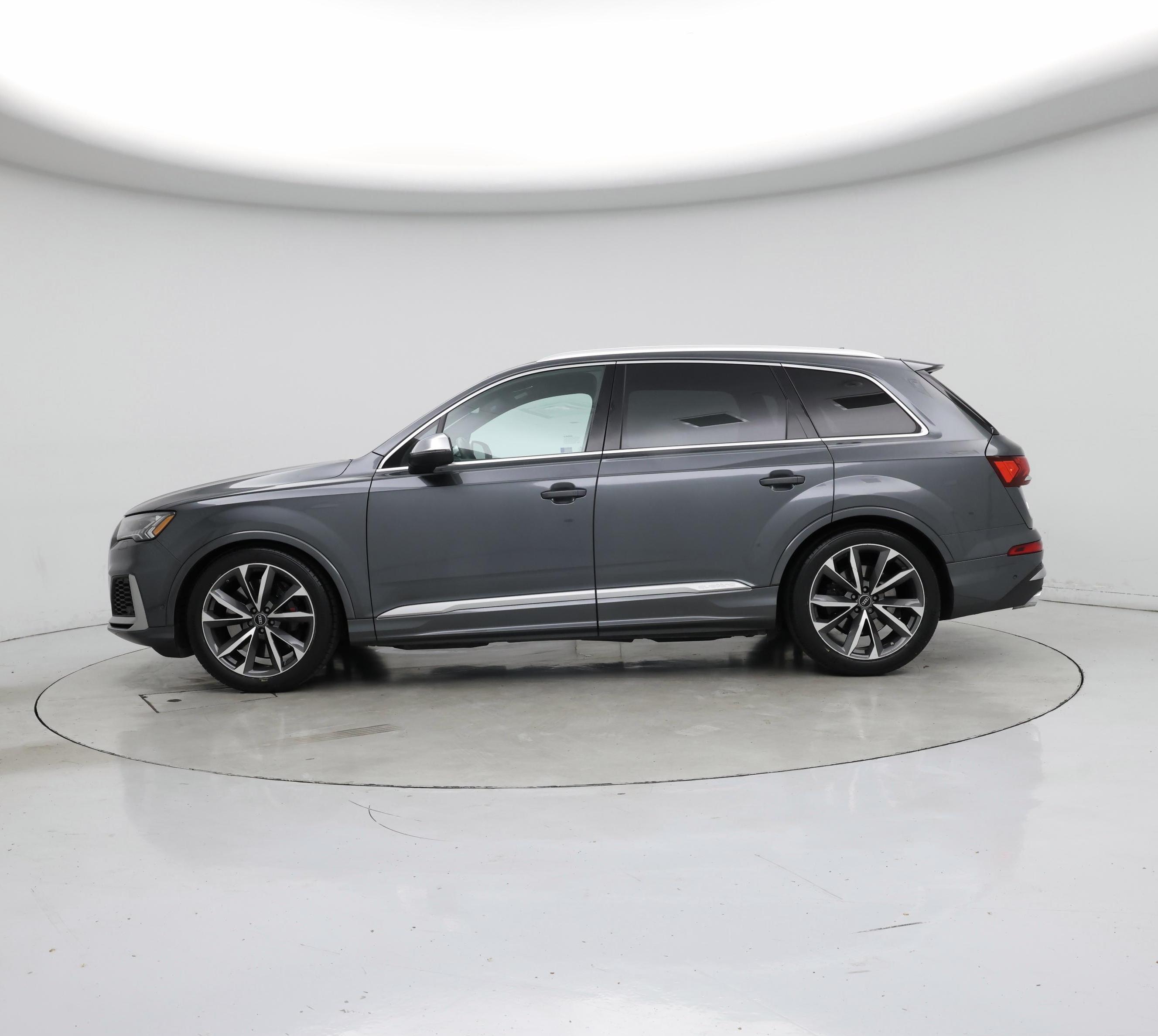 Thumbnail: 2022 Audi SQ7 - 3