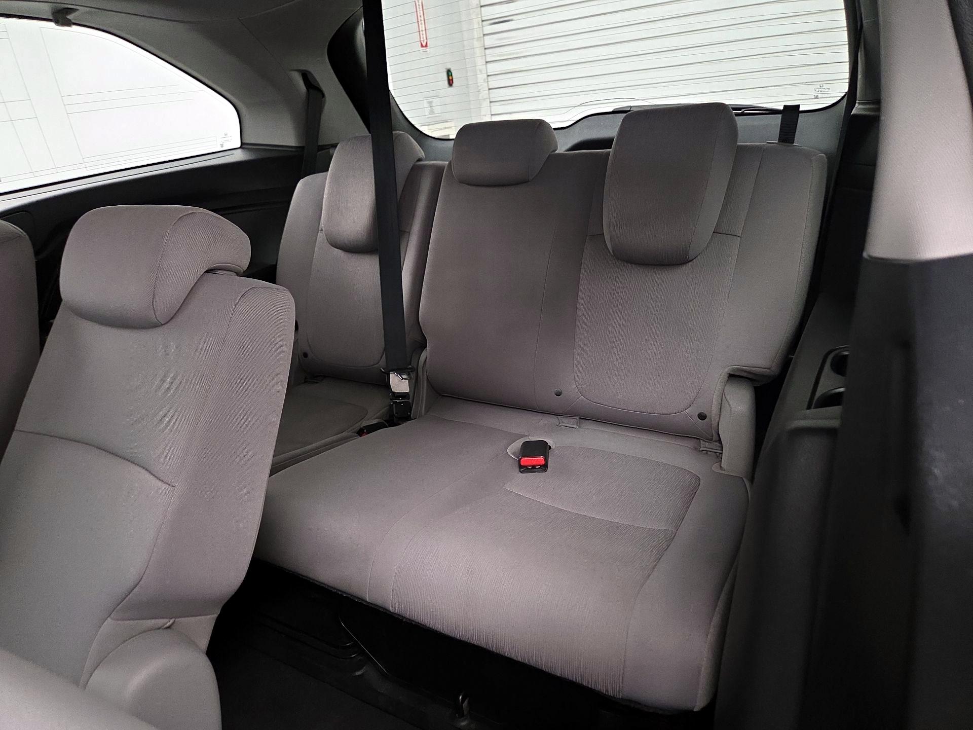 Thumbnail: 2018 Honda Odyssey - 20