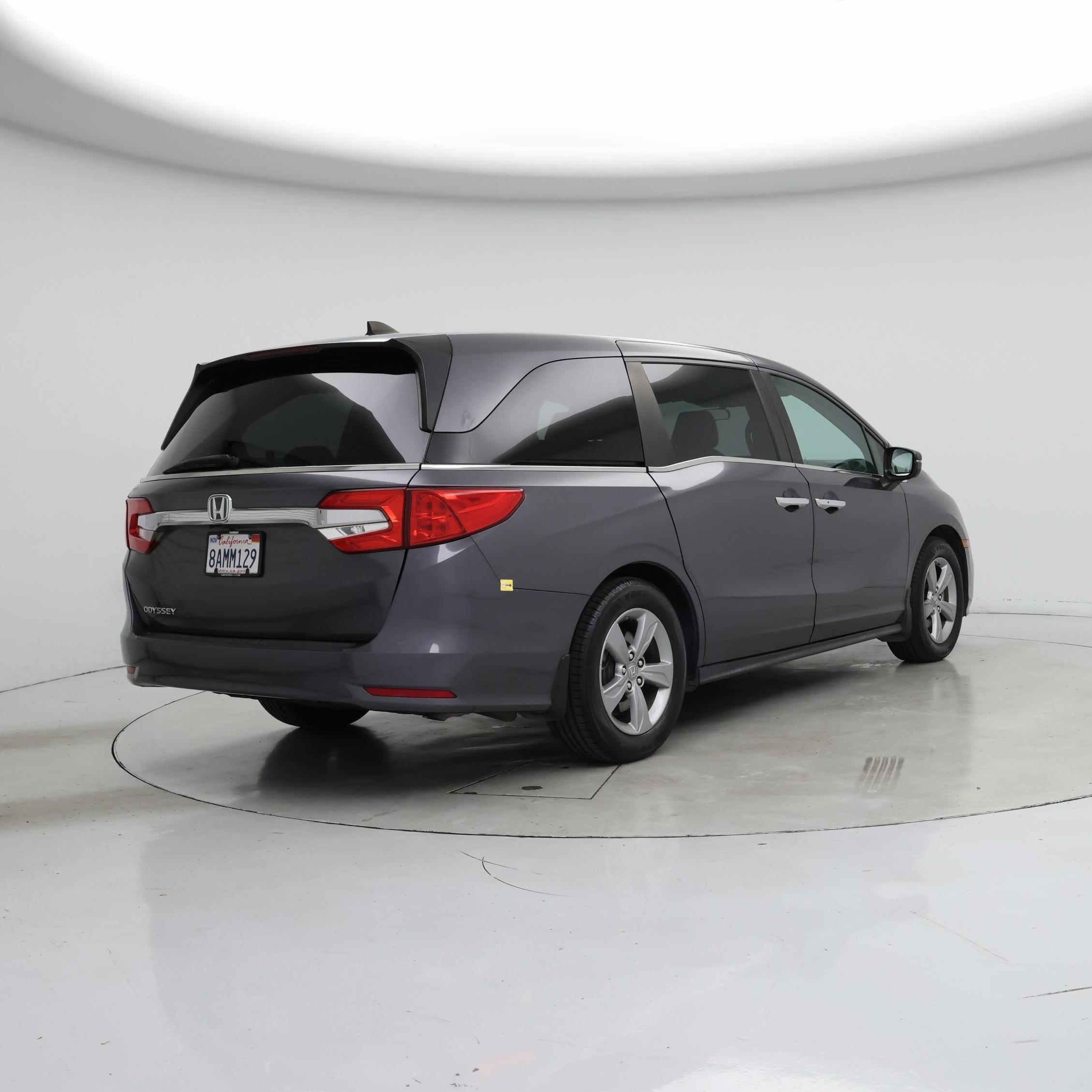 Thumbnail: 2018 Honda Odyssey - 8