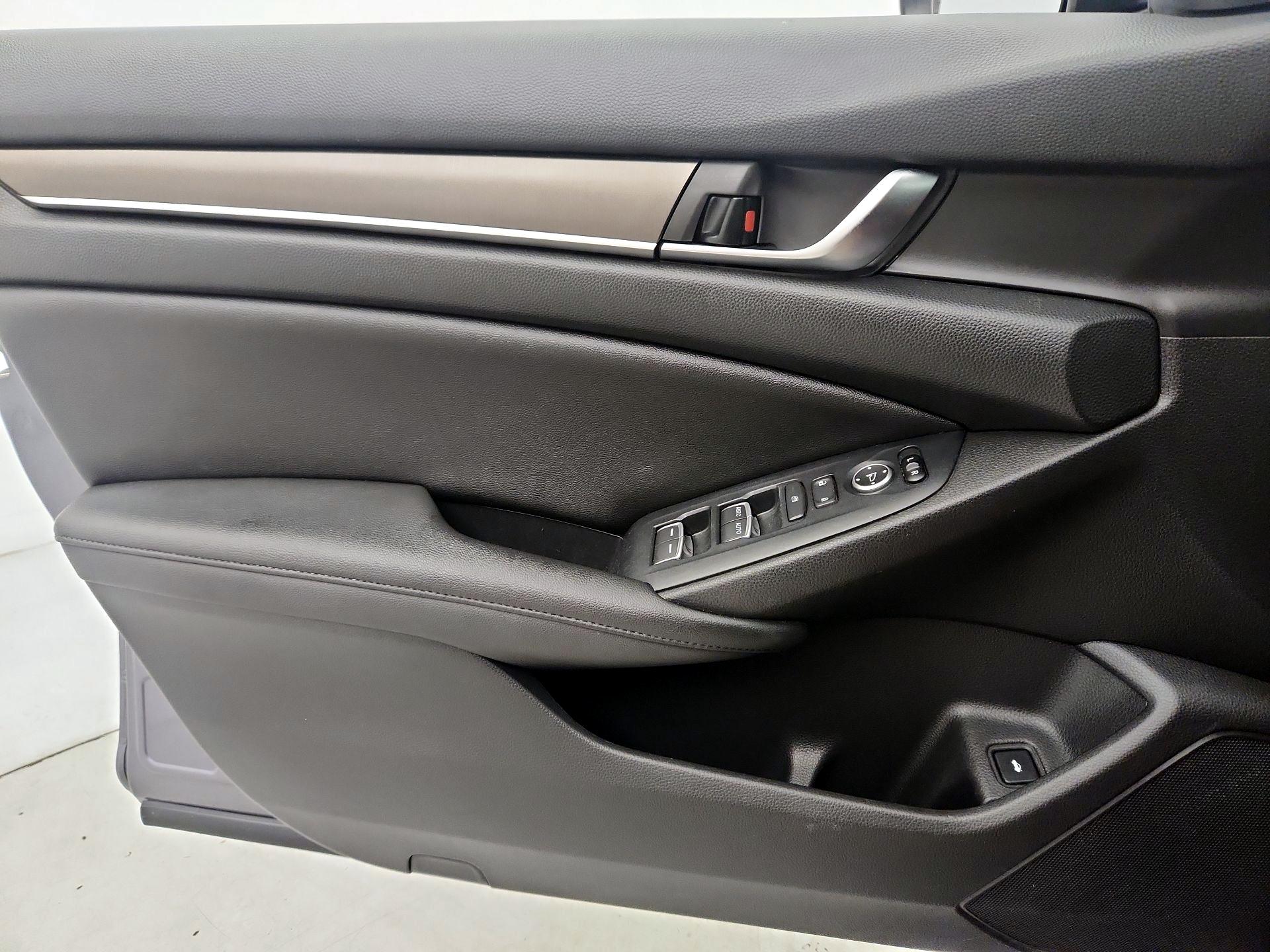 Thumbnail: 2020 Honda Accord - 12