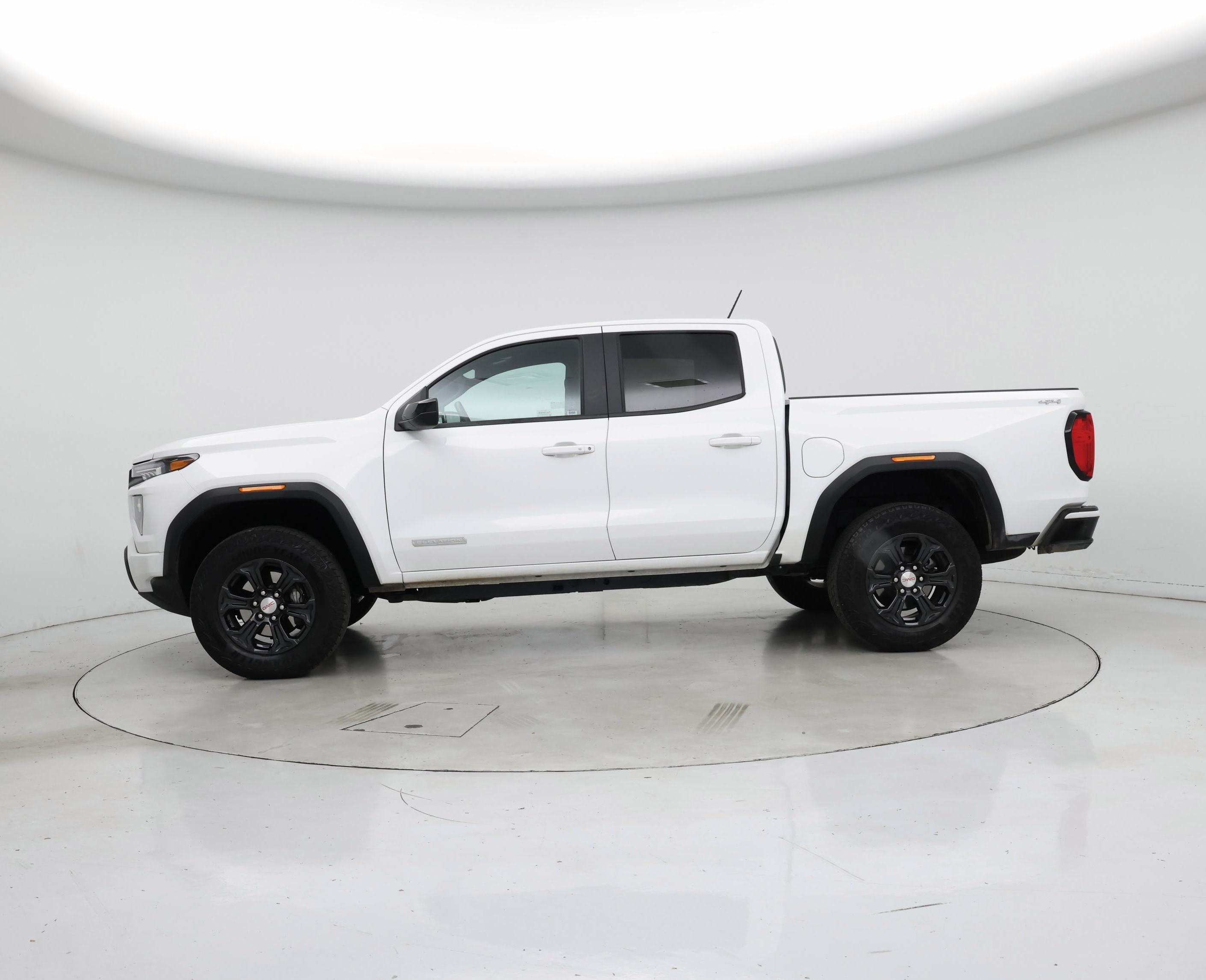 Thumbnail: 2024 GMC Canyon - 3