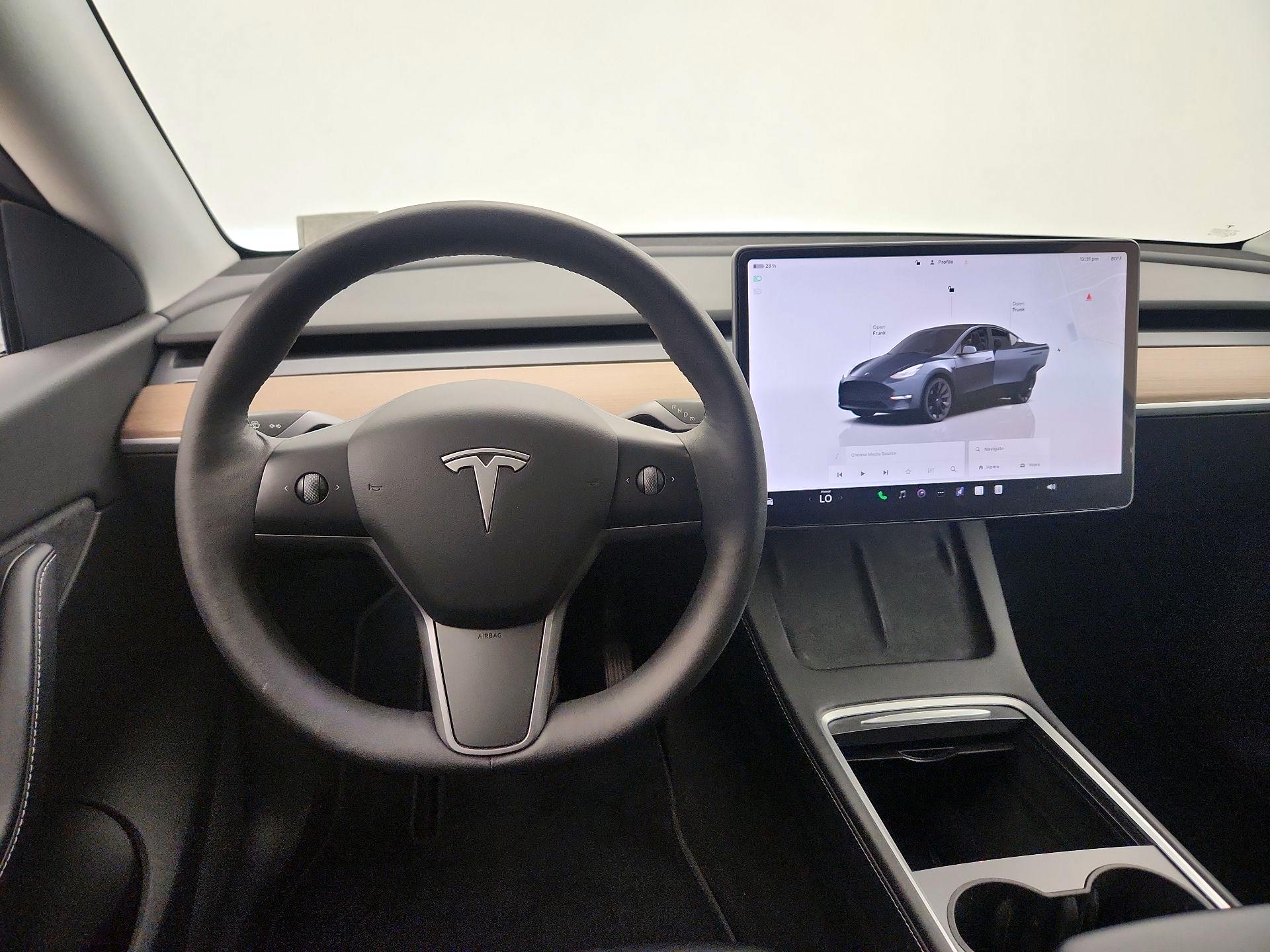 Thumbnail: 2022 Tesla Model Y - 10