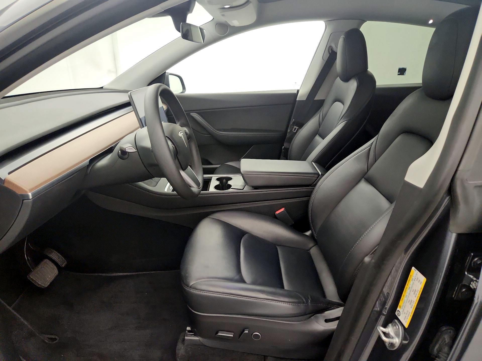 Thumbnail: 2022 Tesla Model Y - 11