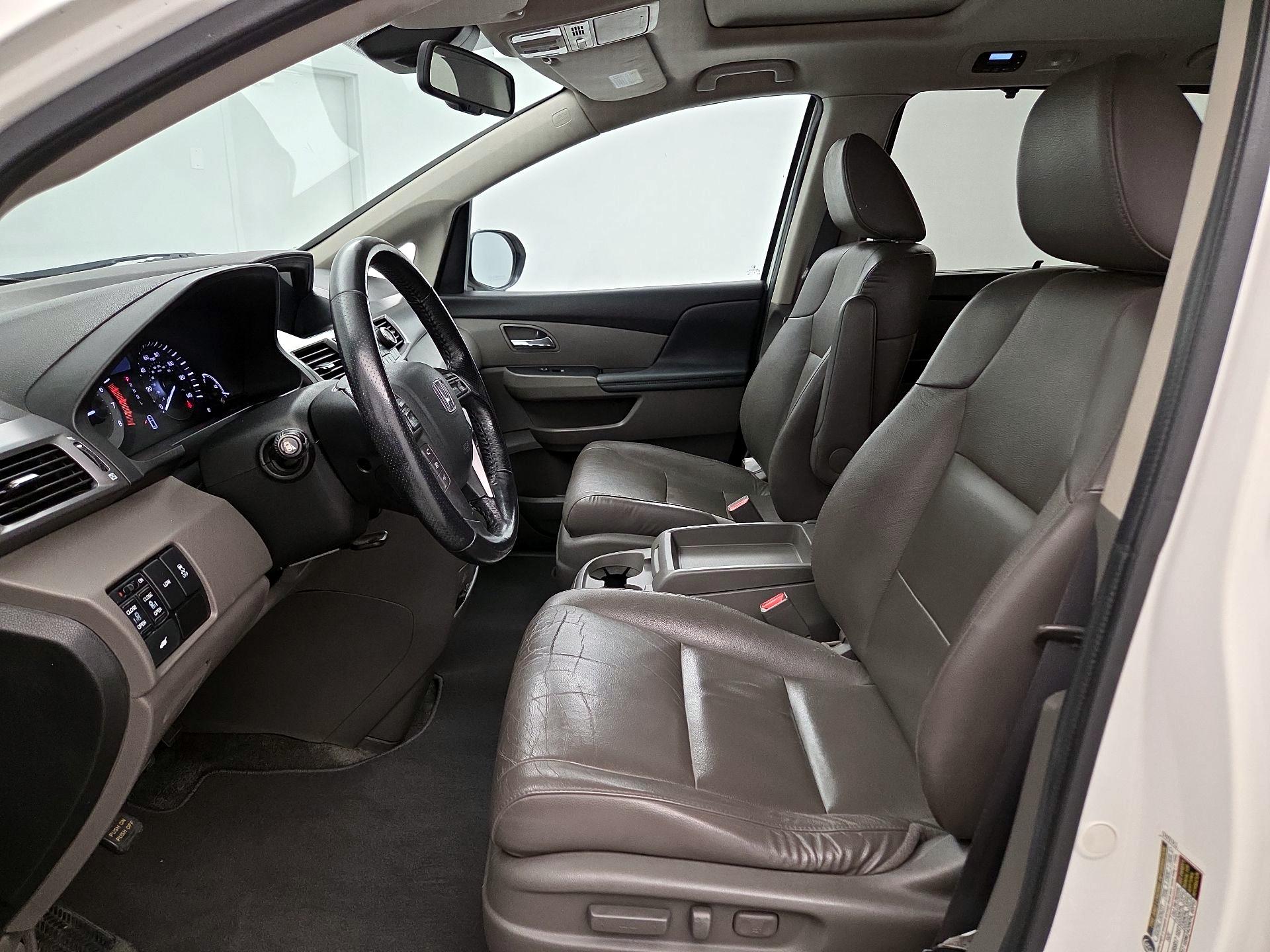 Thumbnail: 2015 Honda Odyssey - 11