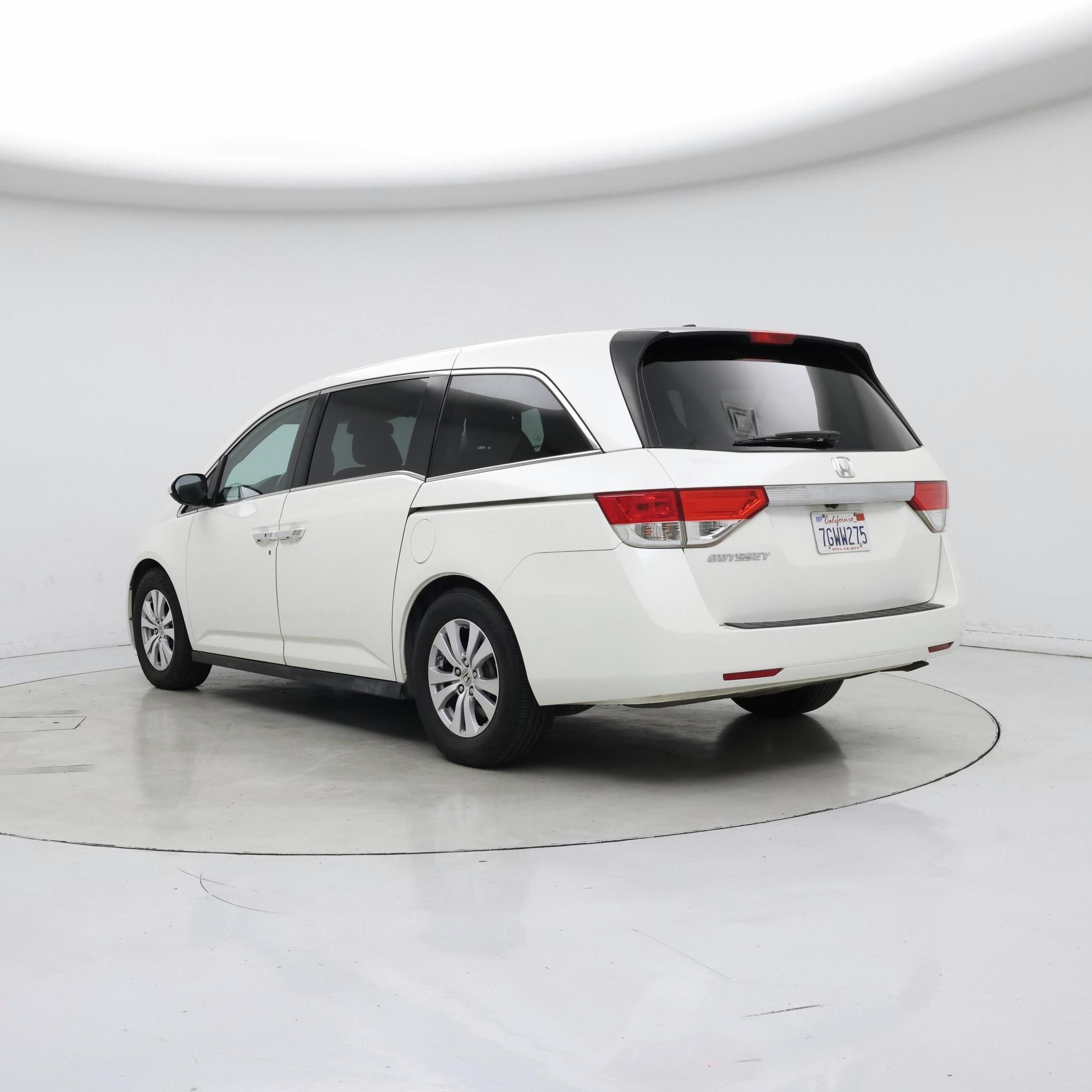 Thumbnail: 2015 Honda Odyssey - 2