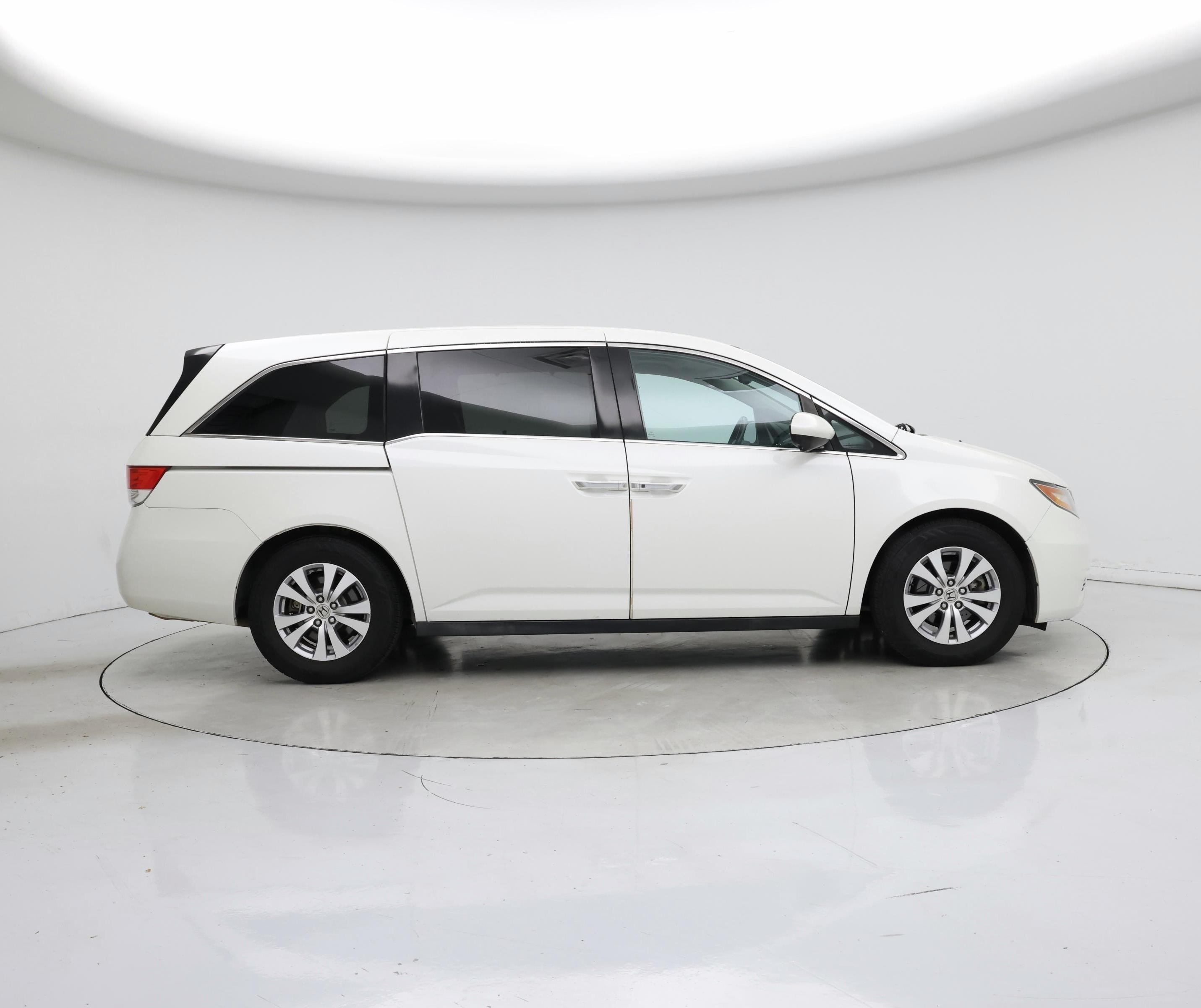Thumbnail: 2015 Honda Odyssey - 7