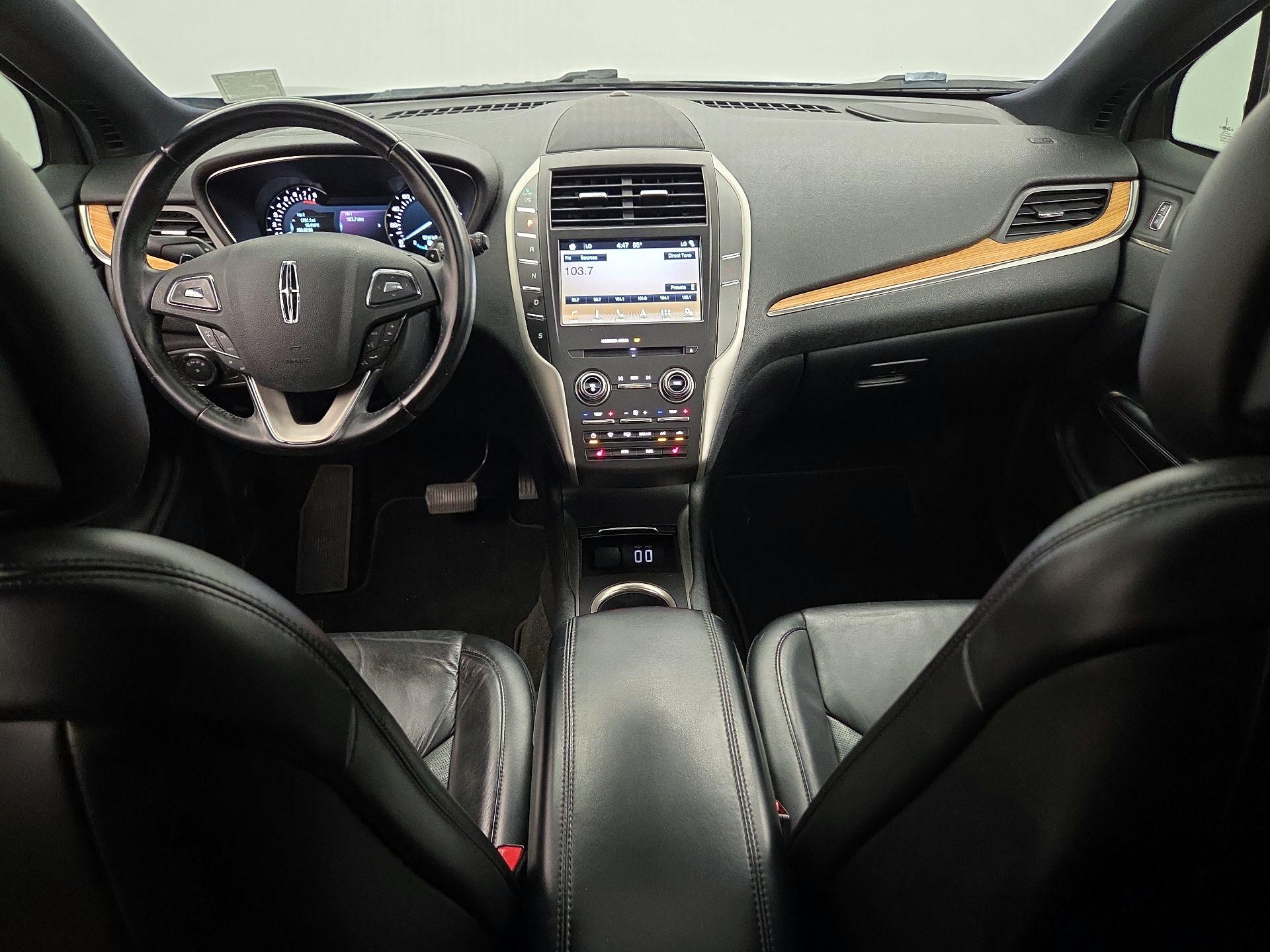 Thumbnail: 2016 Lincoln MKC - 9