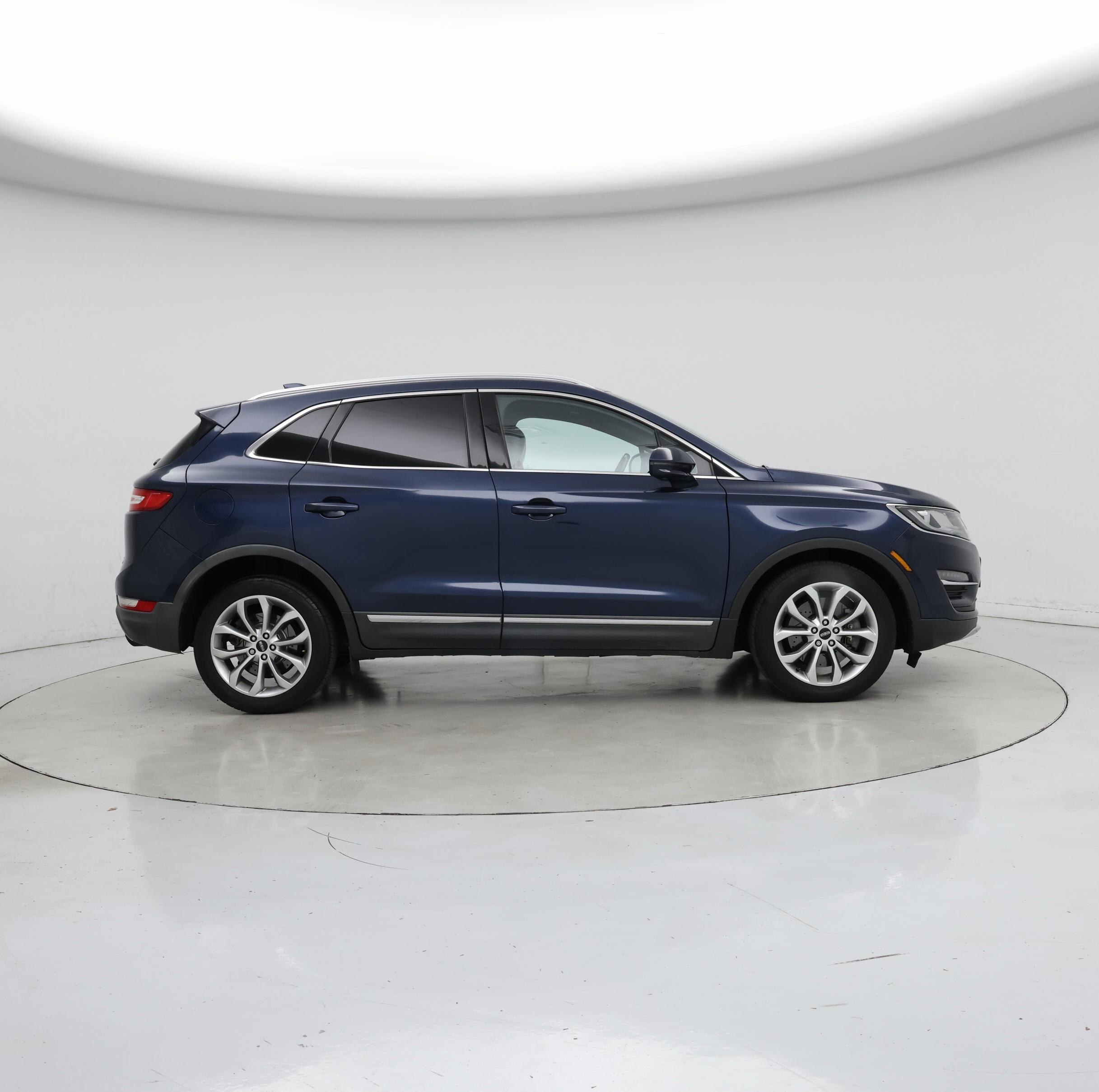 Thumbnail: 2016 Lincoln MKC - 7