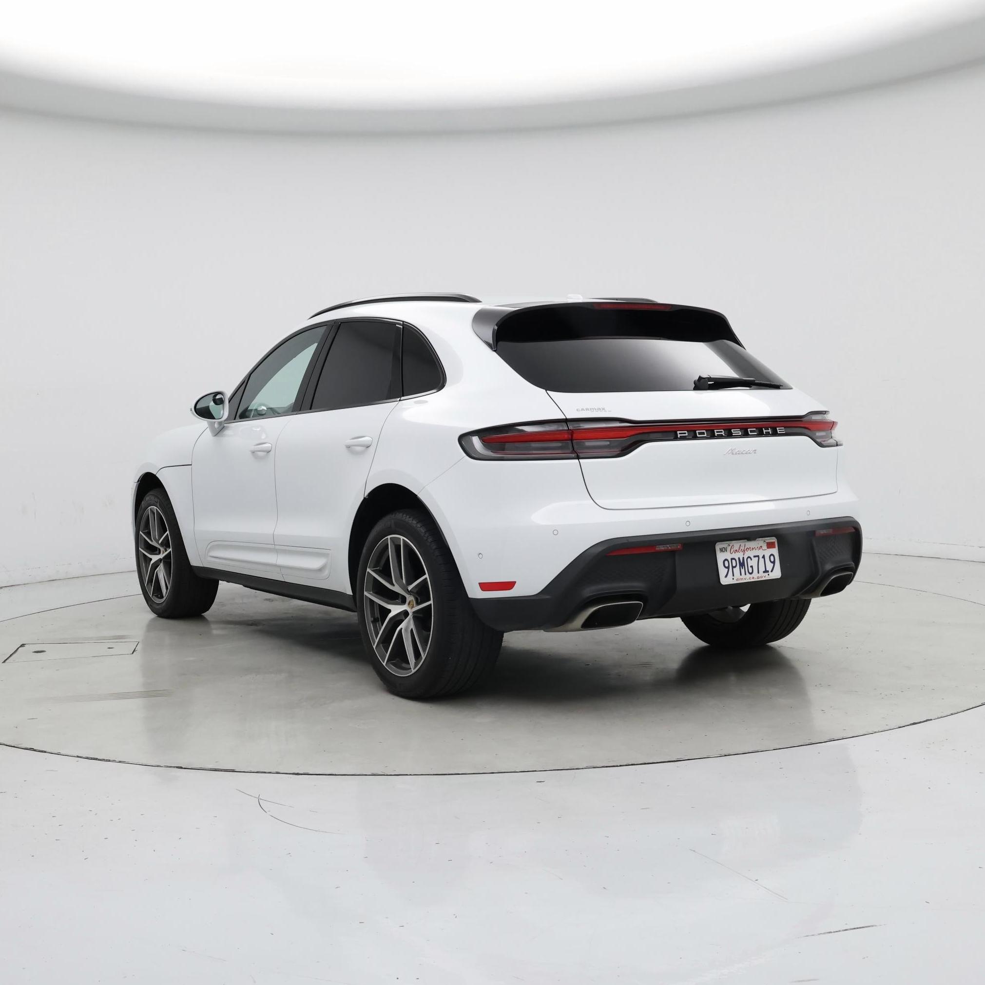 Thumbnail: 2024 Porsche Macan - 2