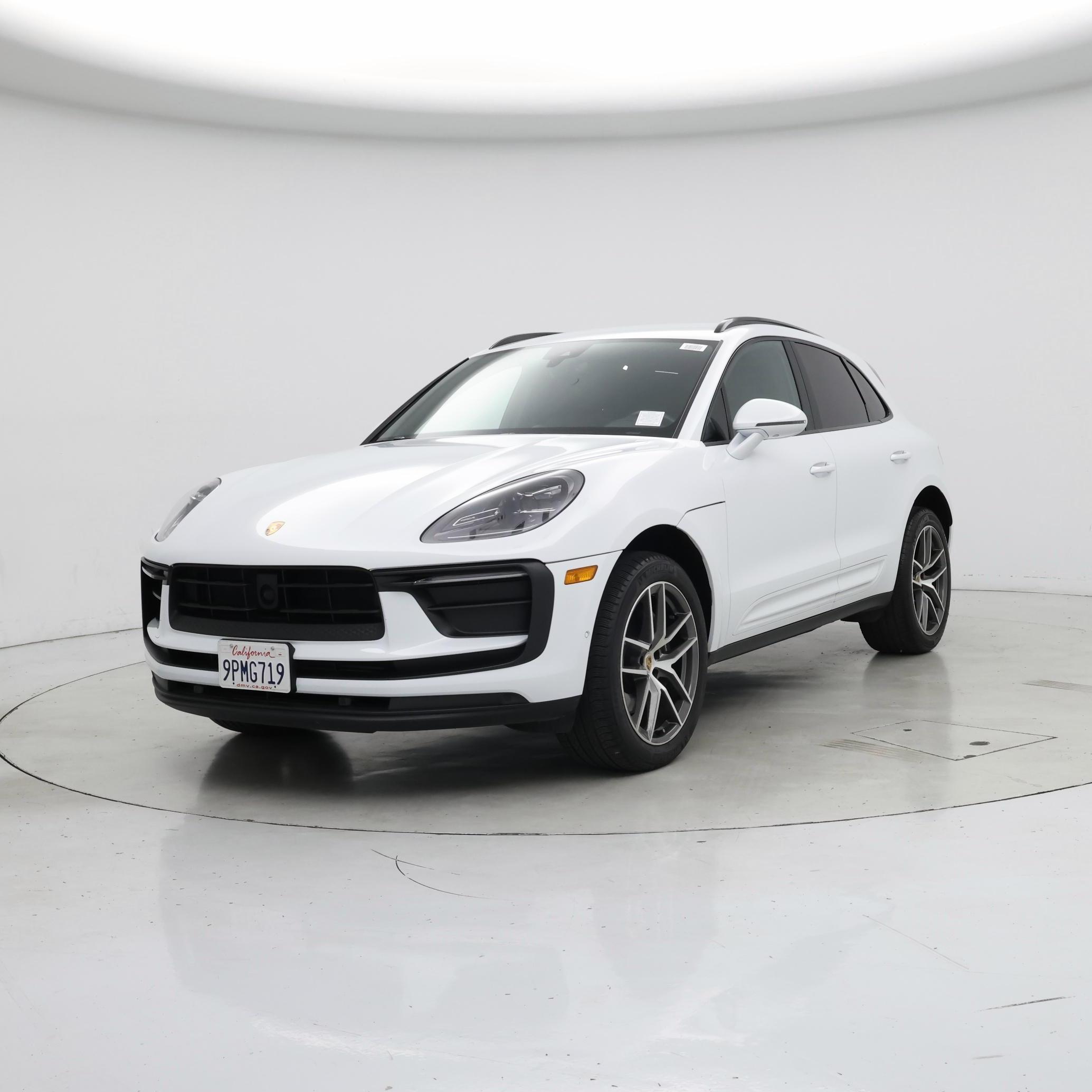 Thumbnail: 2024 Porsche Macan - 4