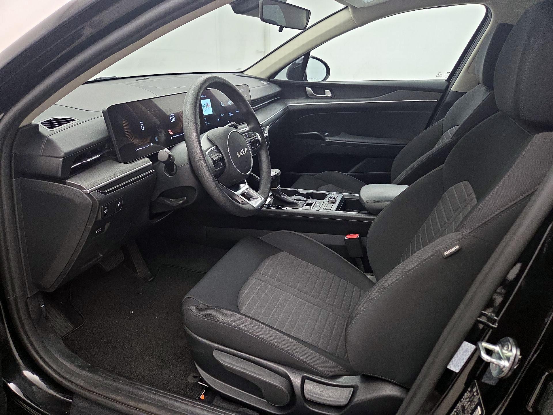 Thumbnail: 2025 Kia K5 - 11