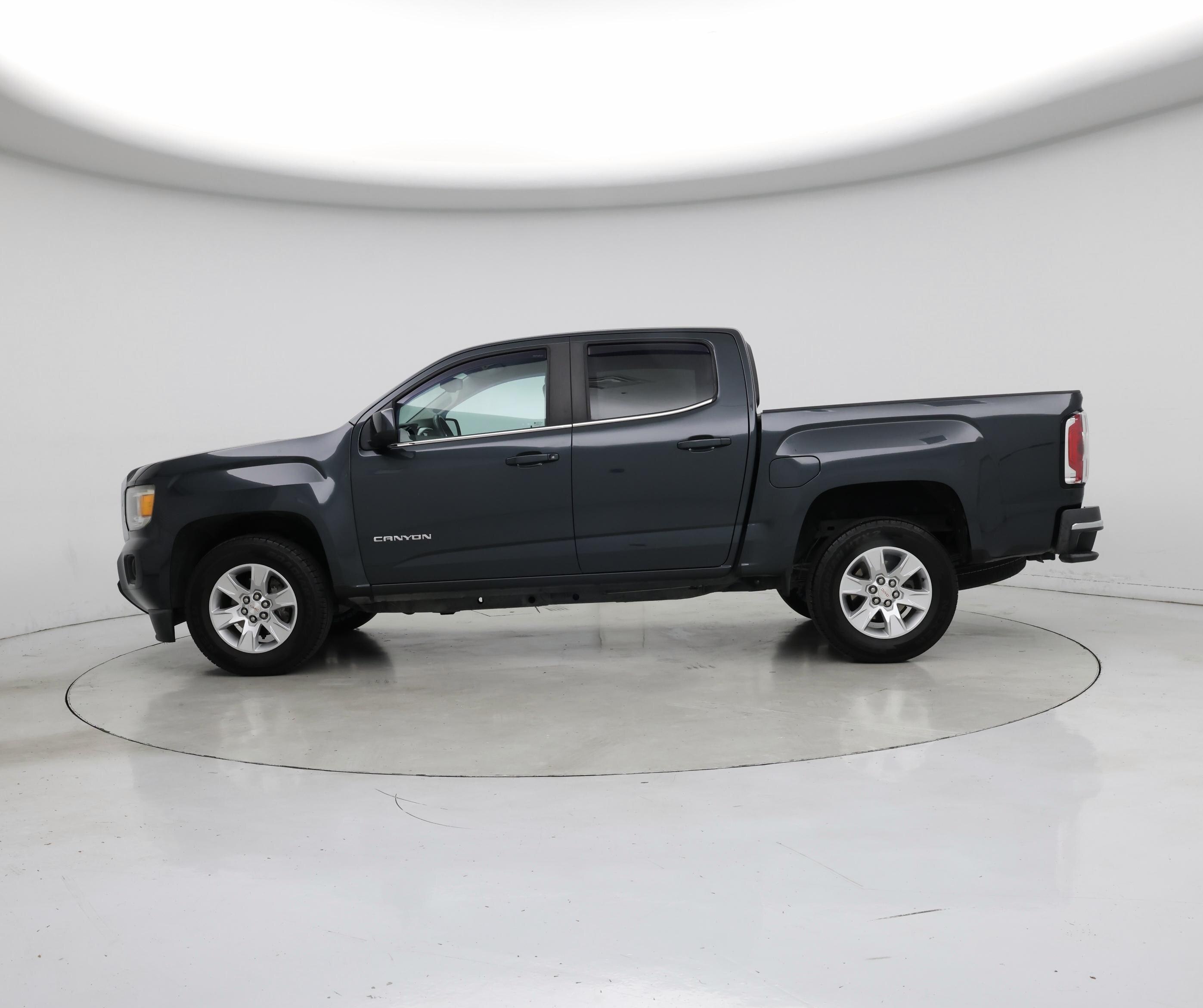 Thumbnail: 2018 GMC Canyon - 3