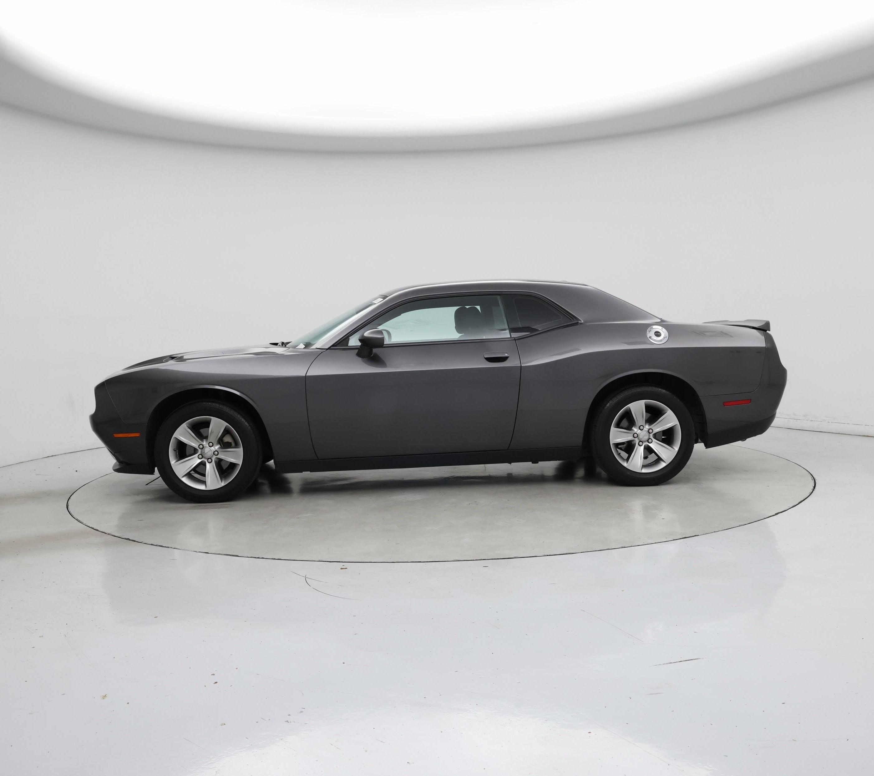 Thumbnail: 2022 Dodge Challenger - 3