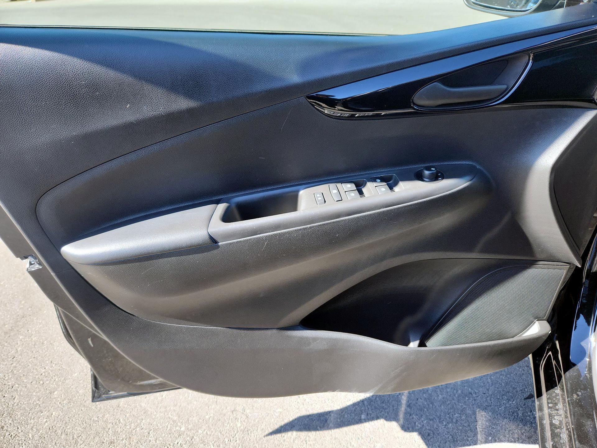 Thumbnail: 2022 Chevrolet Spark - 10