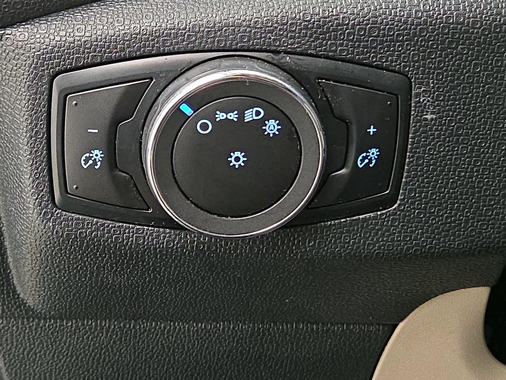 Thumbnail: 2021 Ford EcoSport - 13