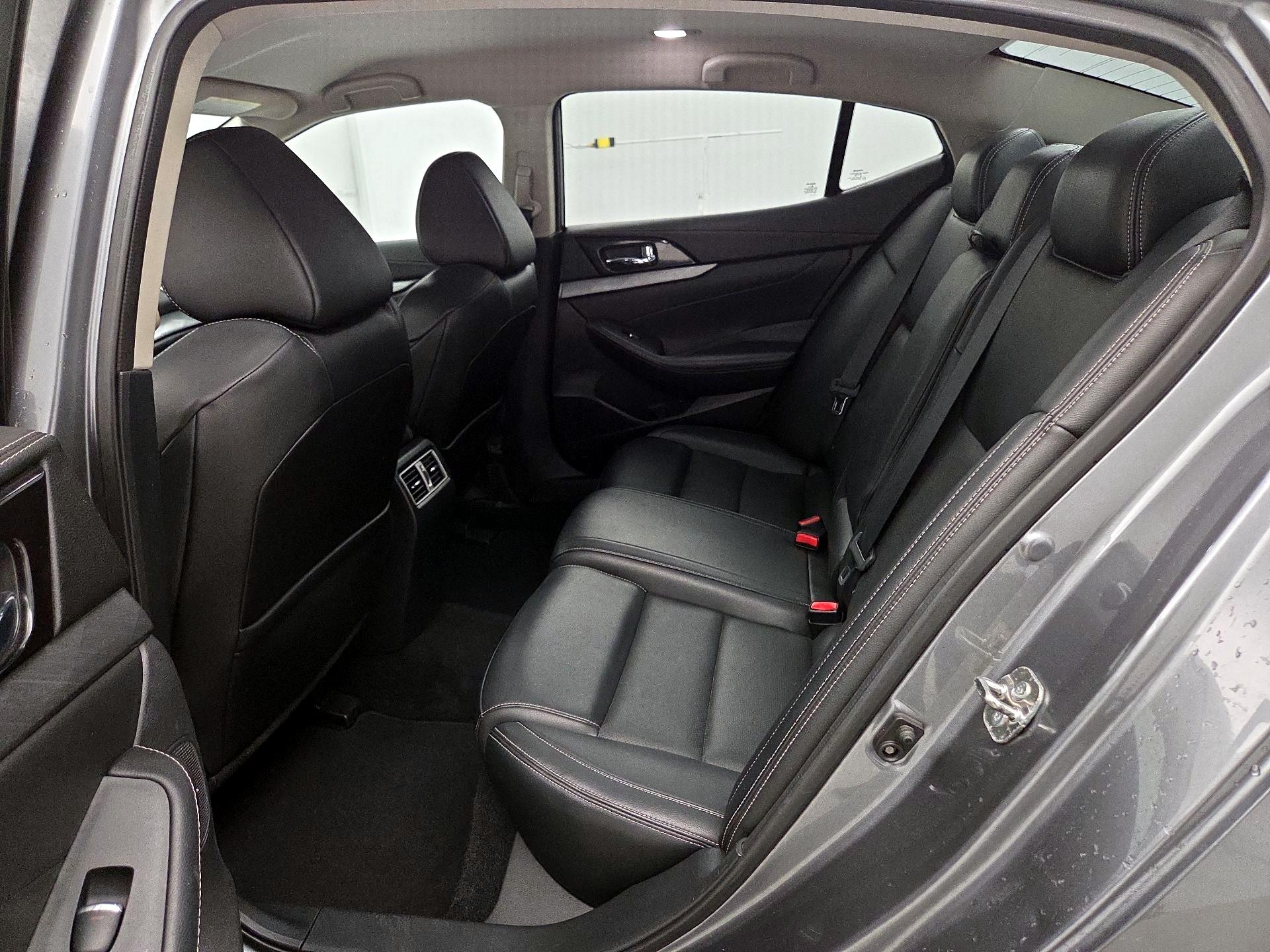 Thumbnail: 2018 Nissan Maxima - 20