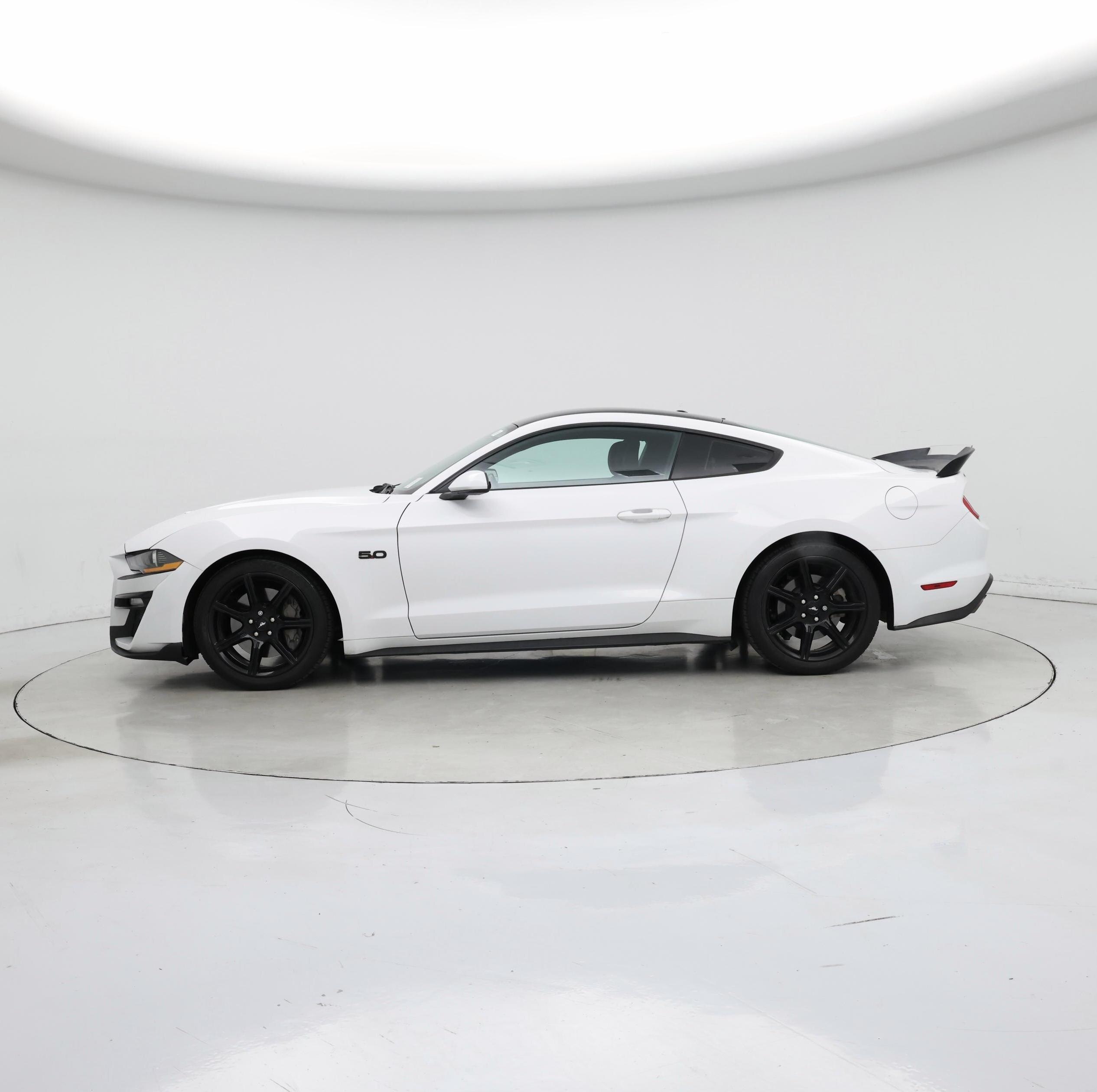 Thumbnail: 2020 Ford Mustang - 3