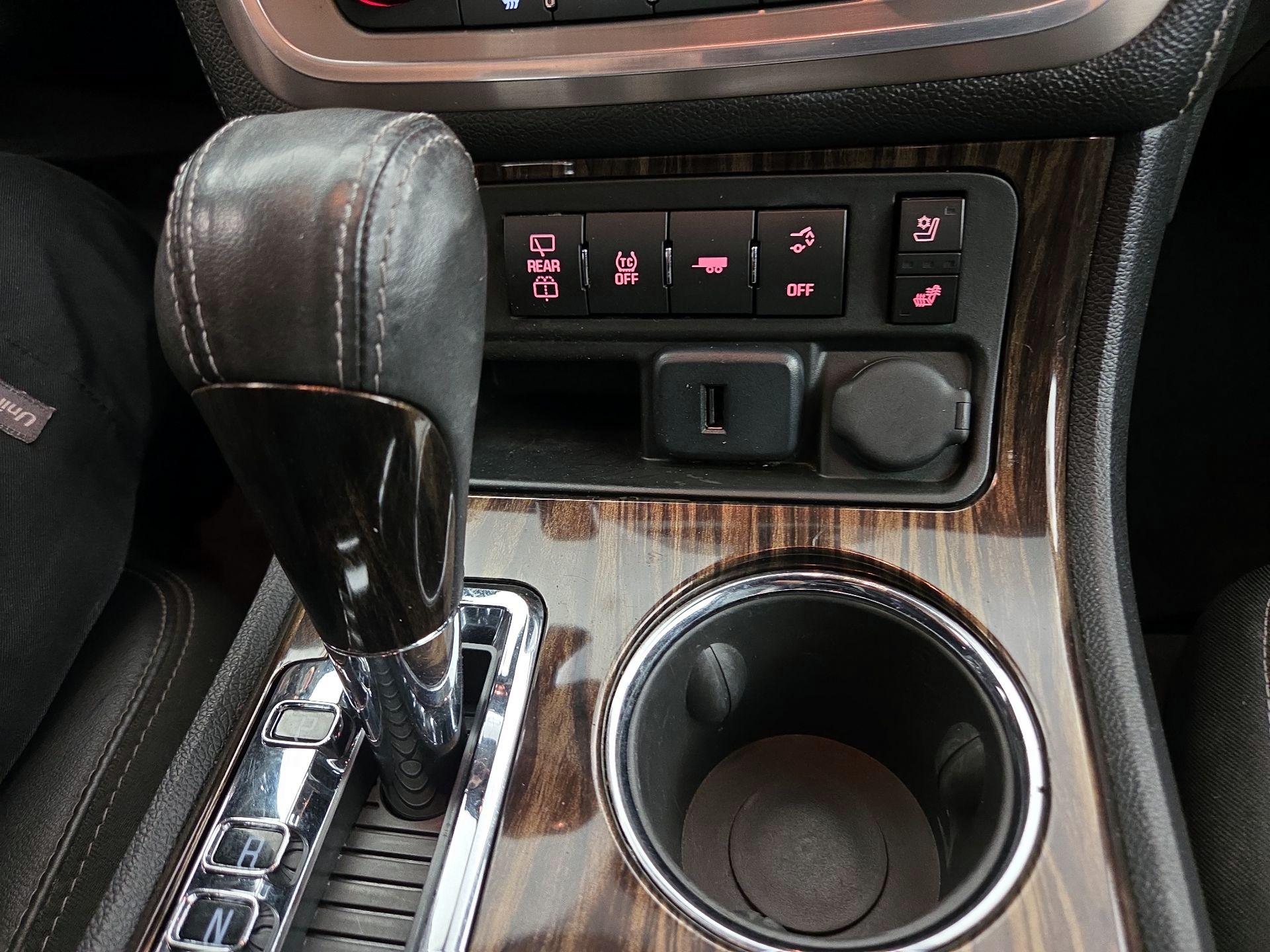 Thumbnail: 2016 GMC Acadia - 19