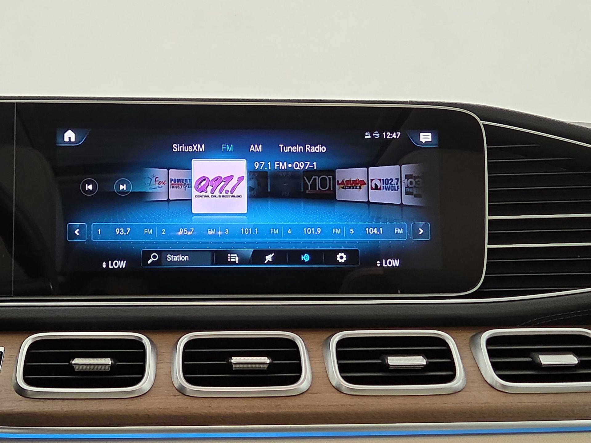 Thumbnail: 2023 Mercedes-Benz GLS - 16