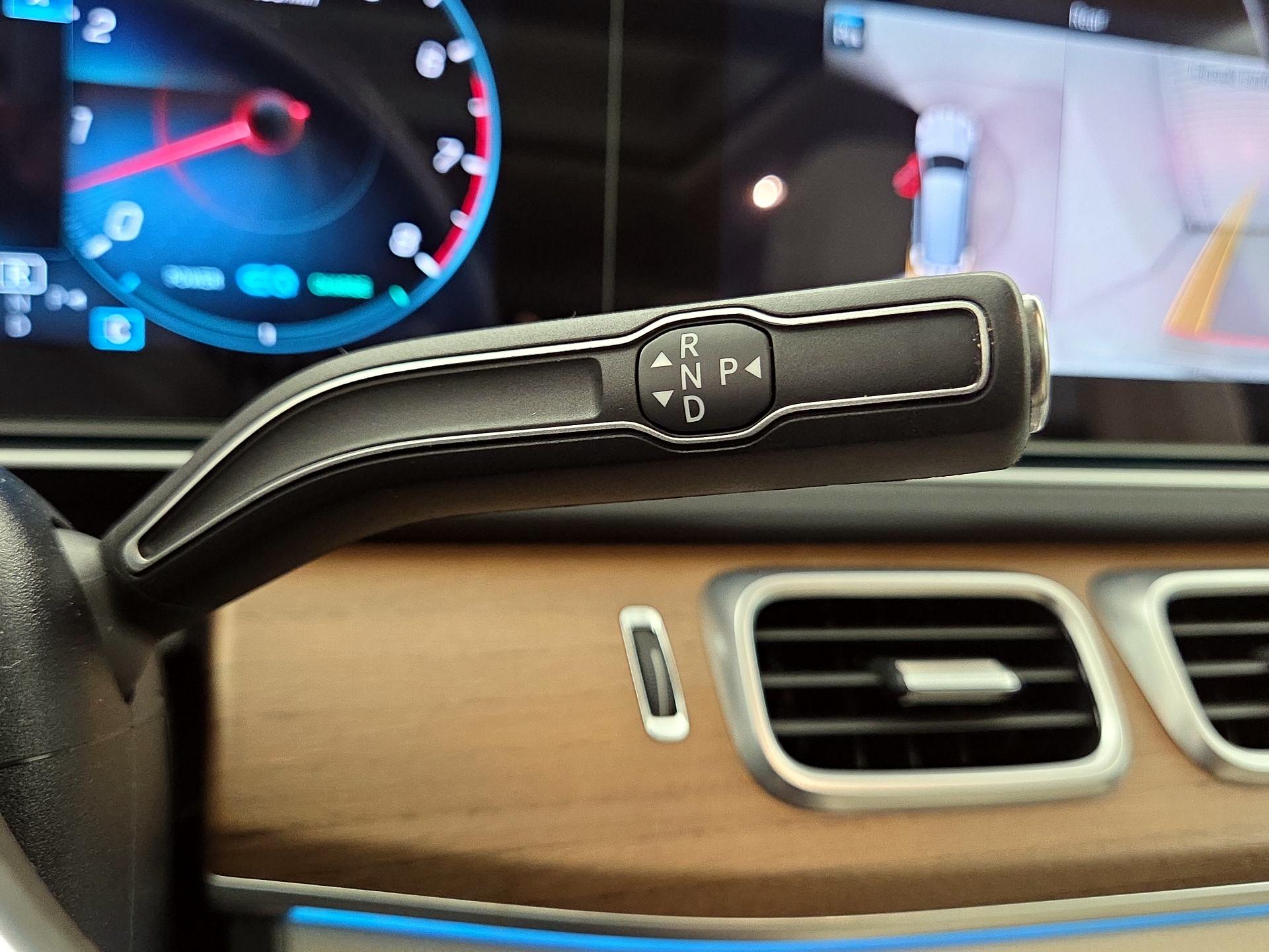 Thumbnail: 2023 Mercedes-Benz GLS - 18