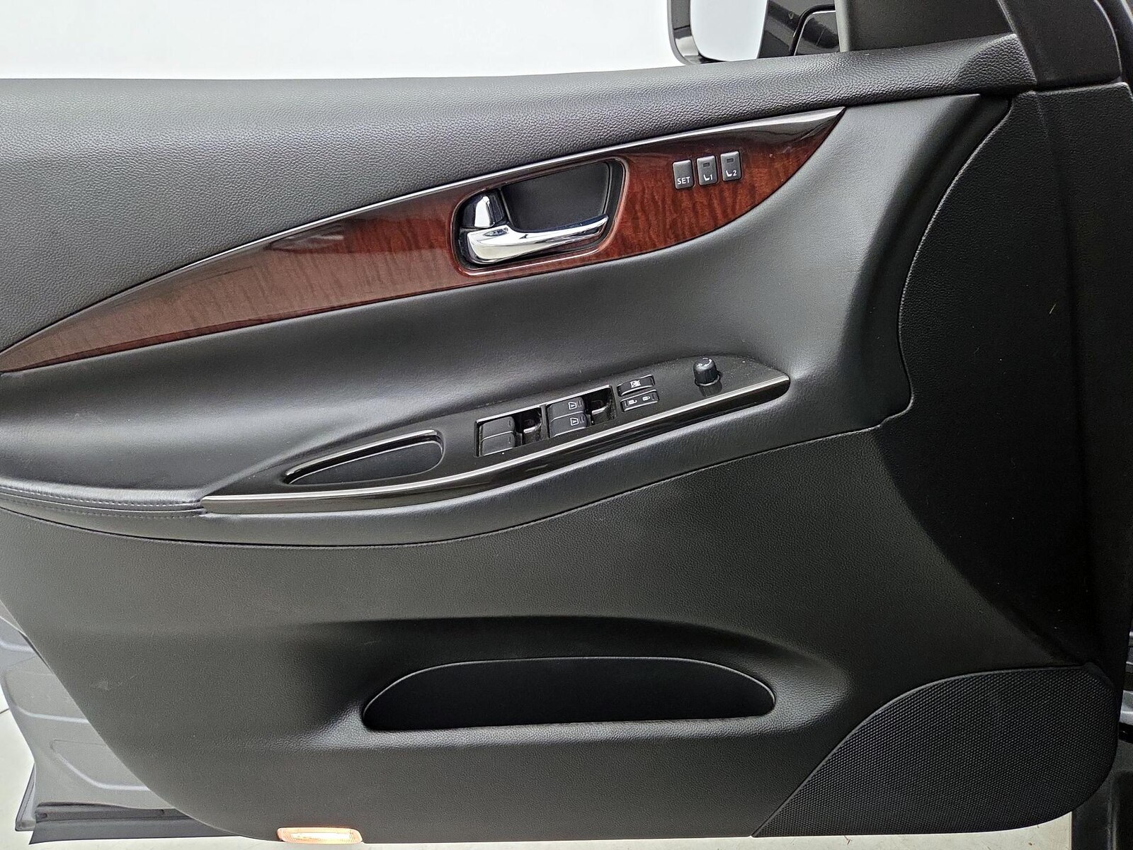 2017 INFINITI QX50 Base - Photo 13