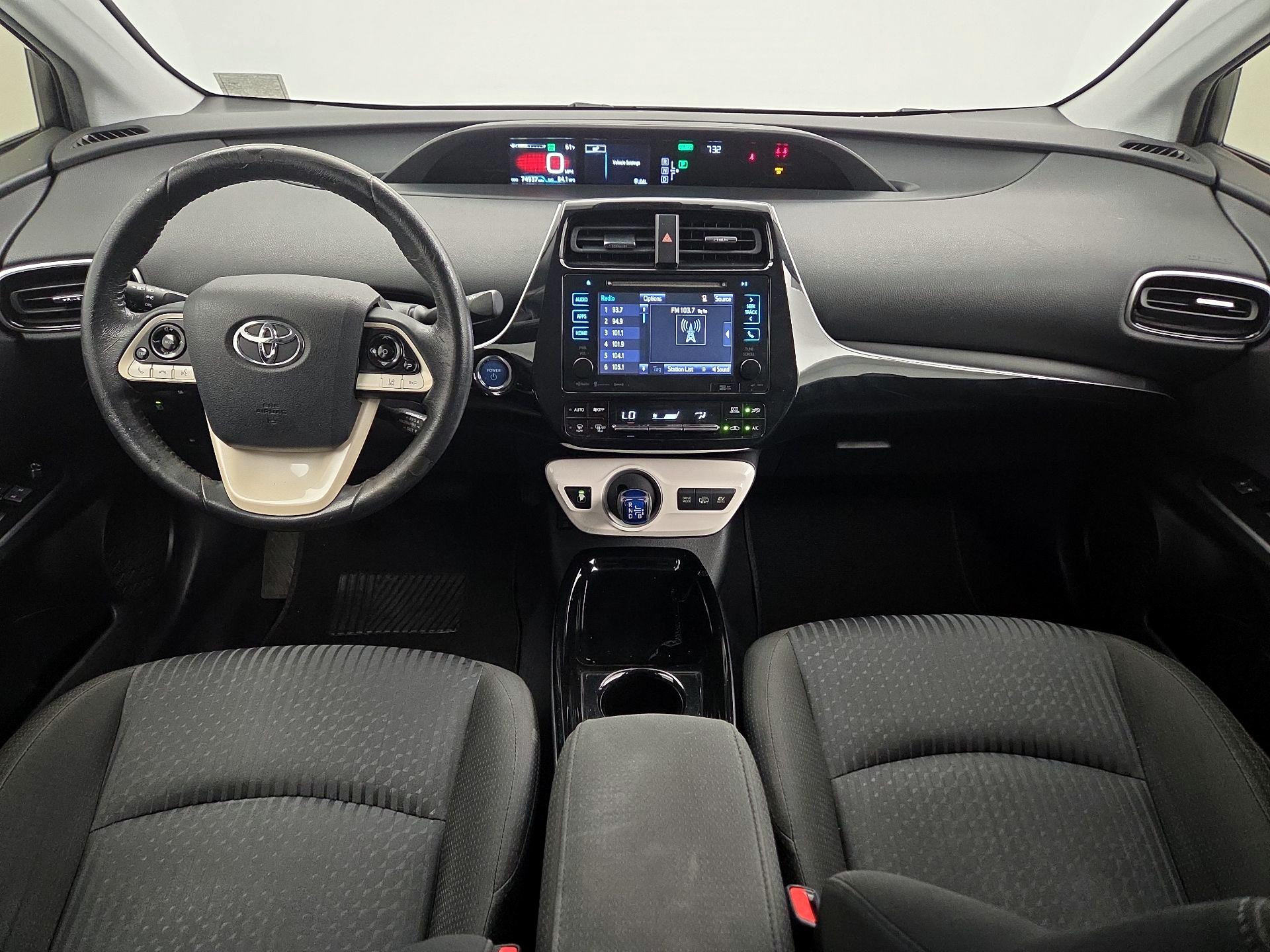 Thumbnail: 2017 Toyota Prius Prime - 9