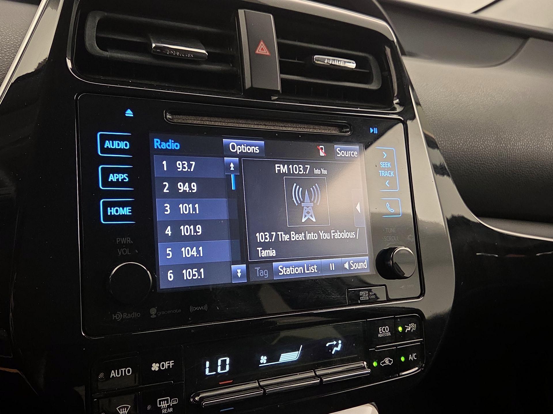 Thumbnail: 2017 Toyota Prius Prime - 16