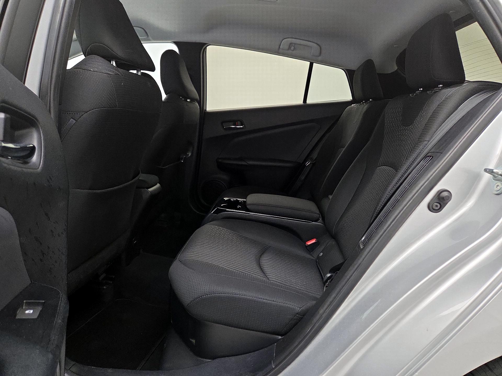 Thumbnail: 2017 Toyota Prius Prime - 20