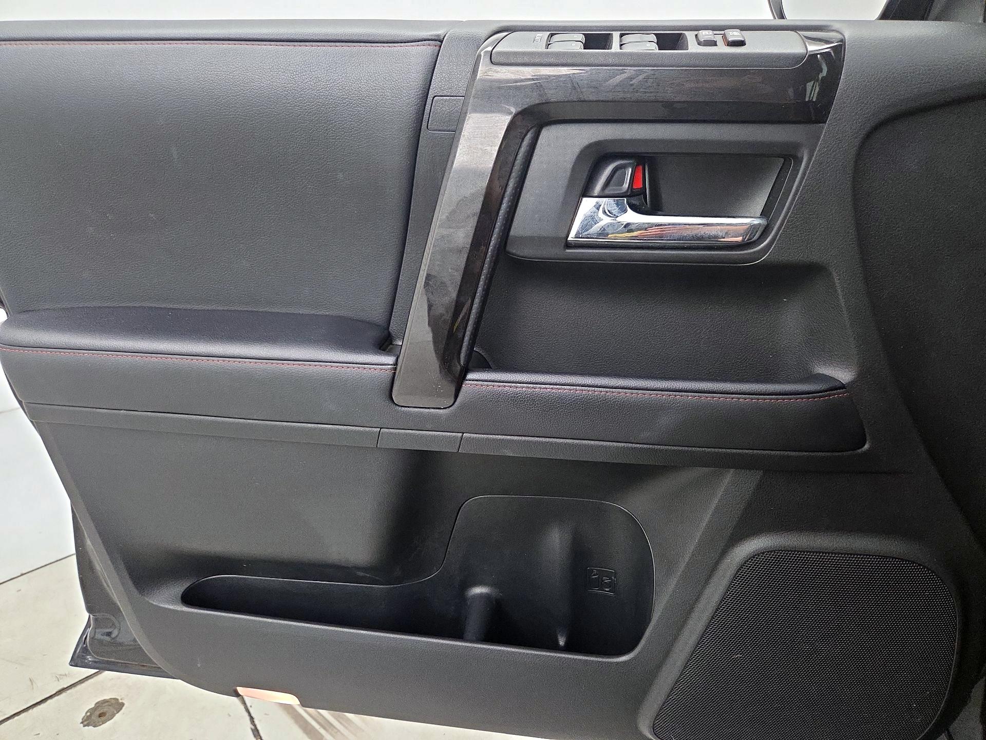 Thumbnail: 2023 Toyota 4Runner - 12