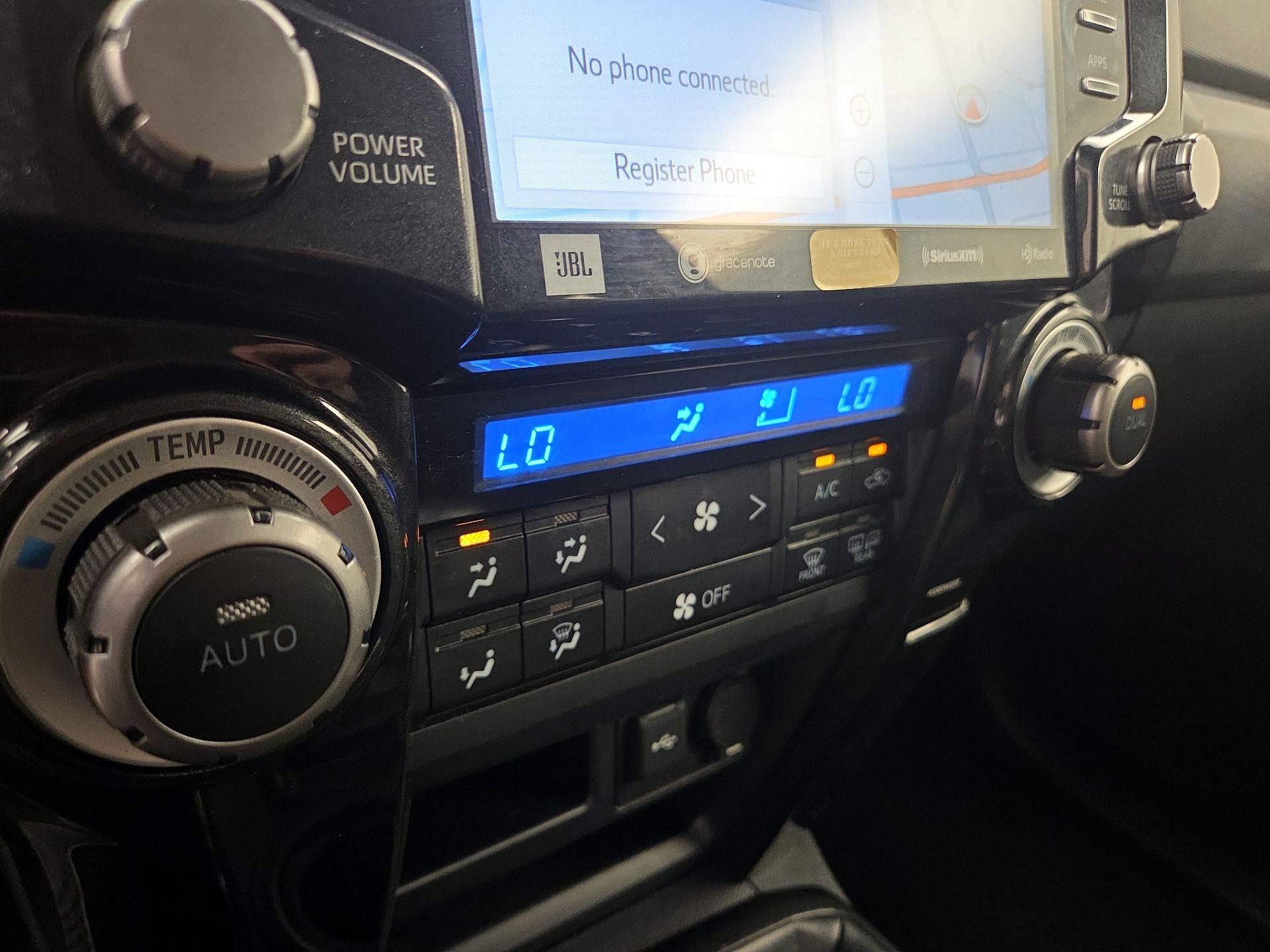 Thumbnail: 2023 Toyota 4Runner - 16