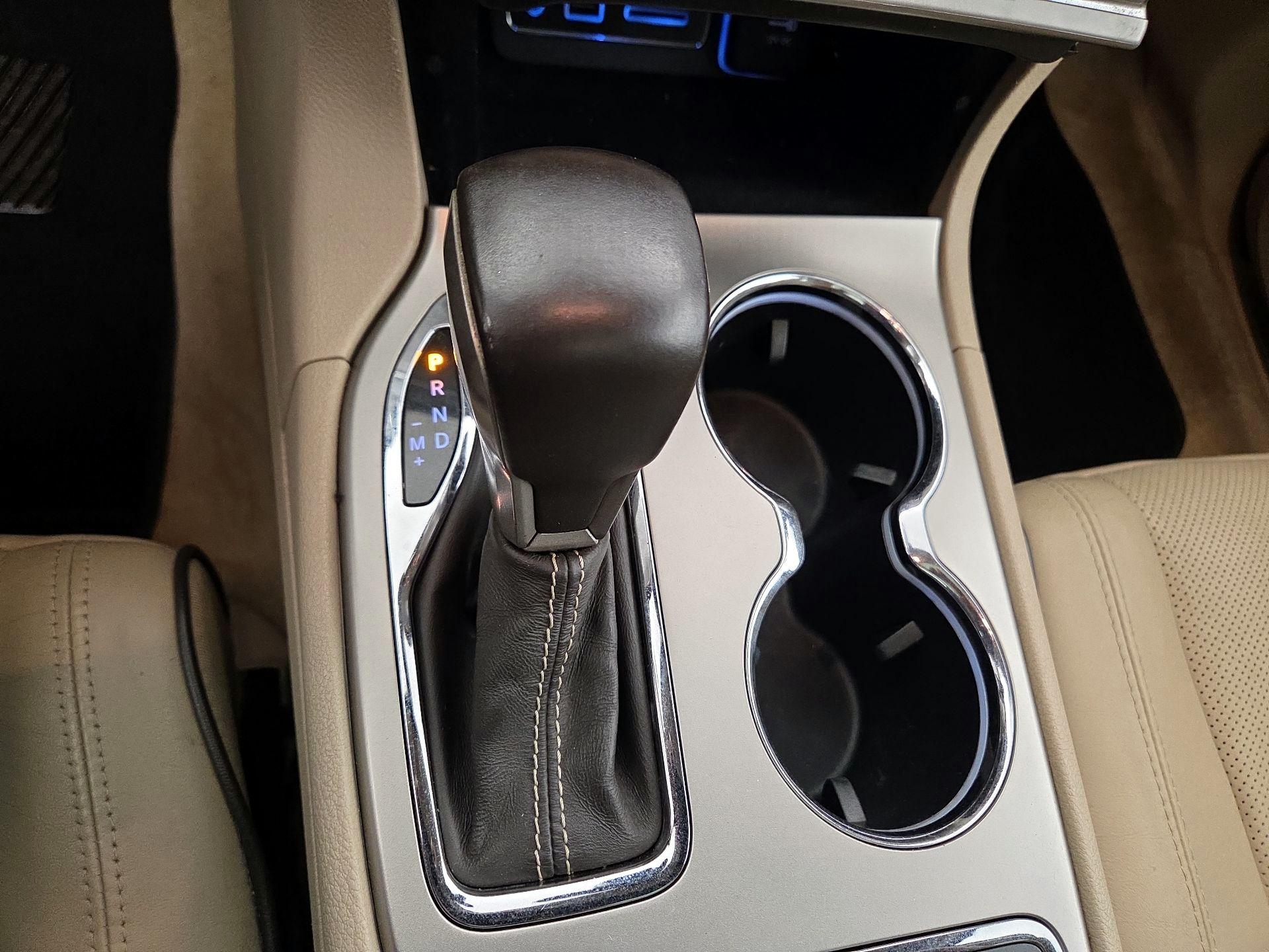 Thumbnail: 2016 Jeep Grand Cherokee - 18