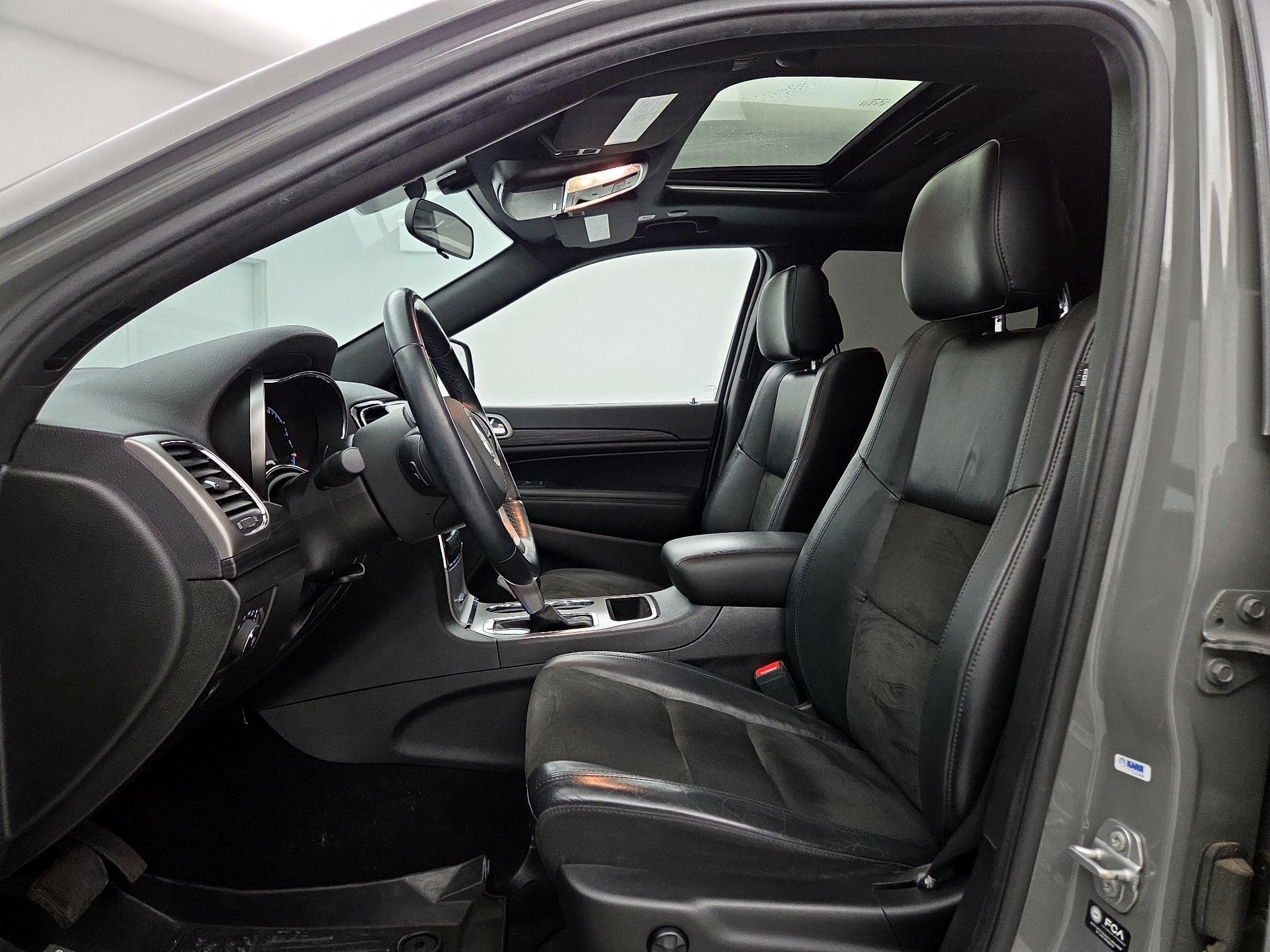 Thumbnail: 2021 Jeep Grand Cherokee - 11