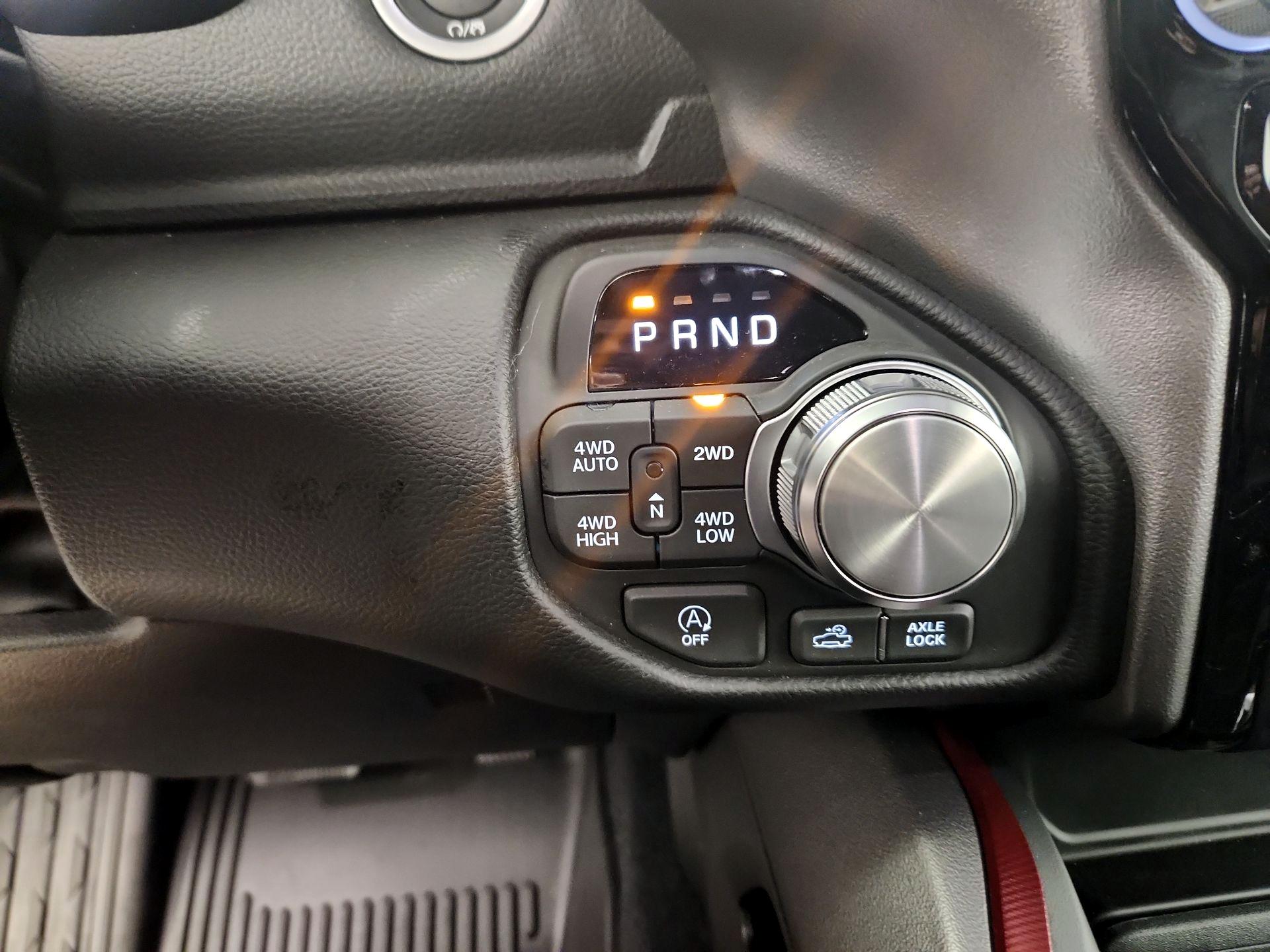 Thumbnail: 2026 RAM 1500 - 18