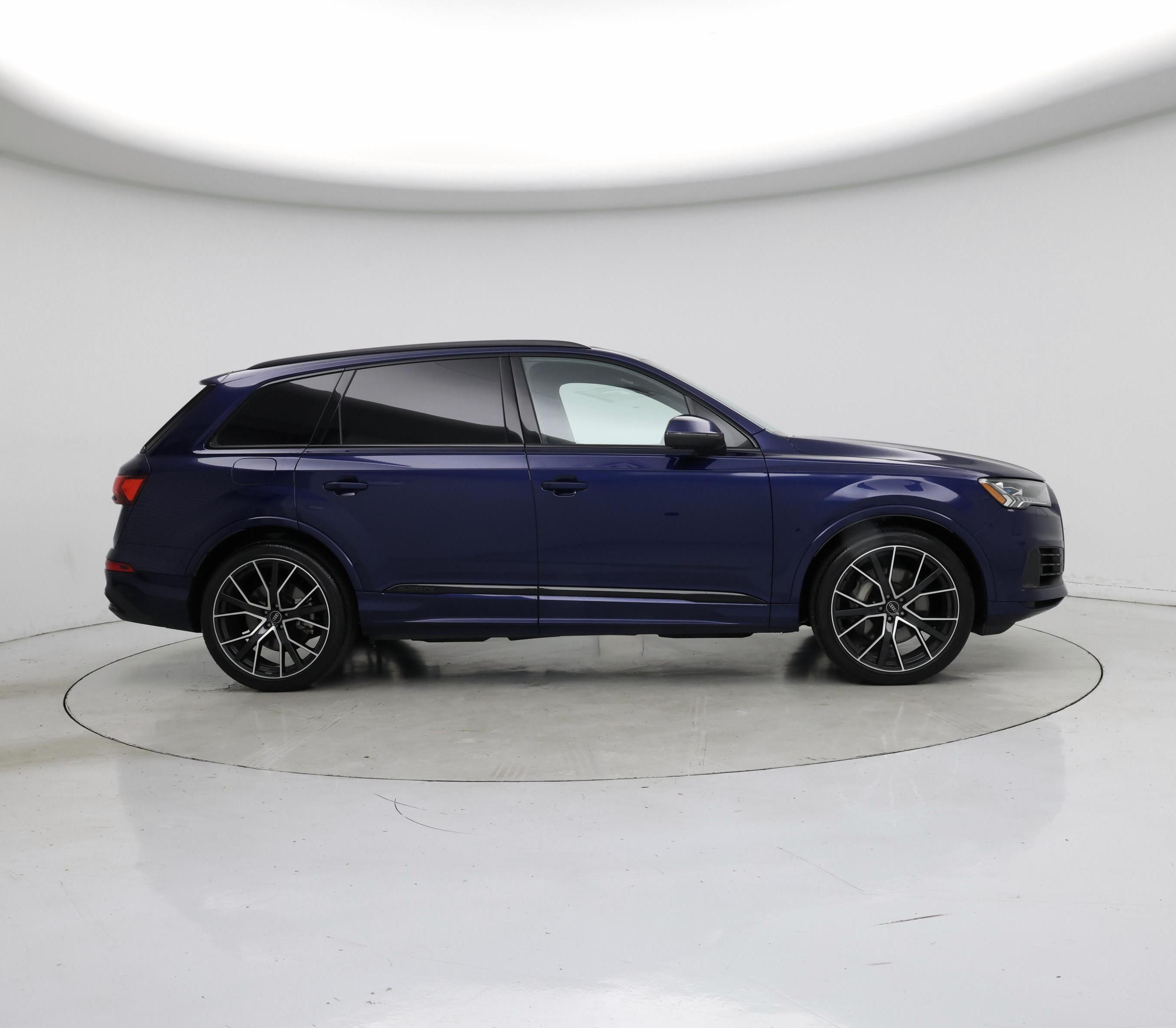 Thumbnail: 2021 Audi Q7 - 7