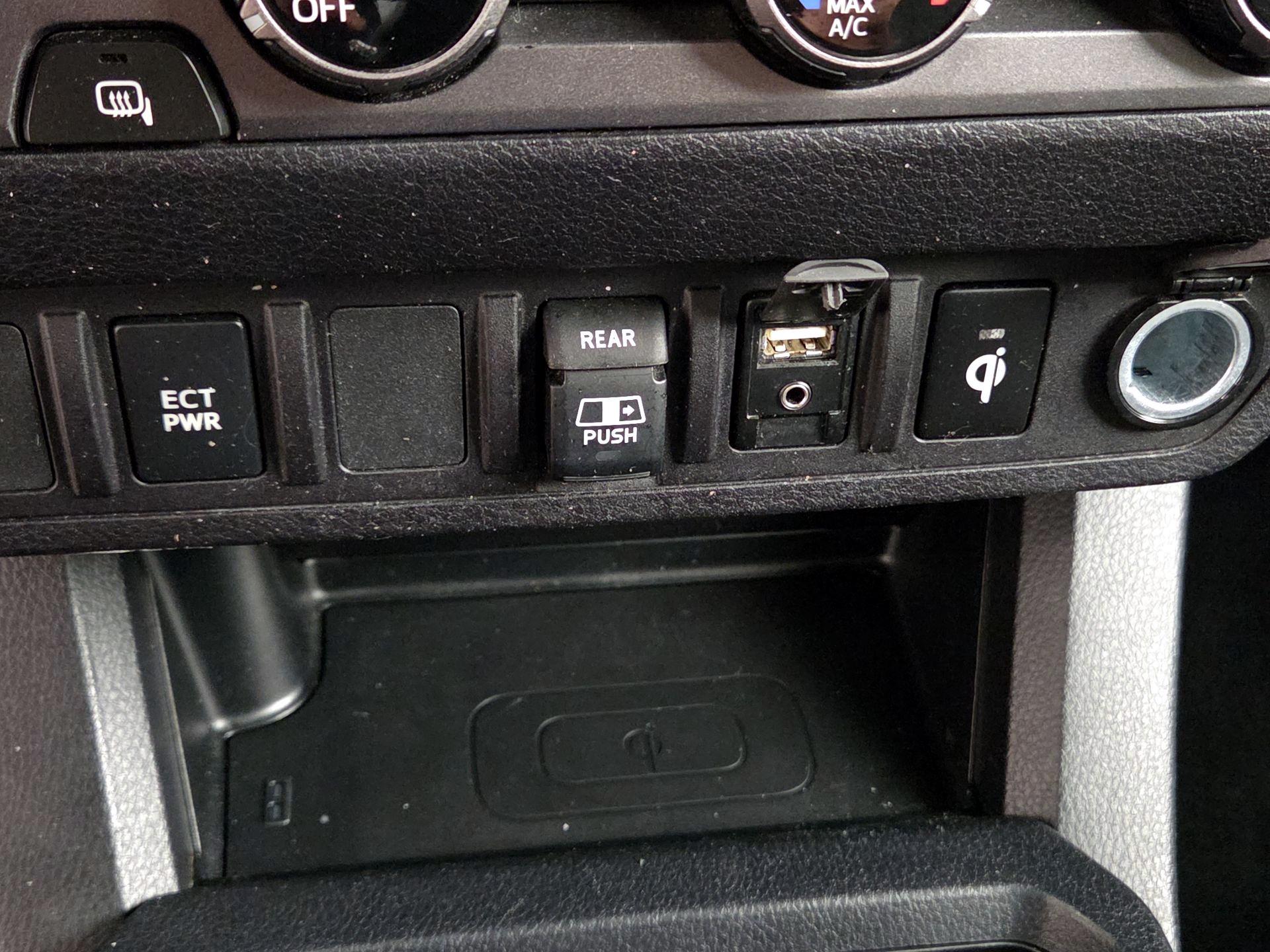 Thumbnail: 2018 Toyota Tacoma - 18