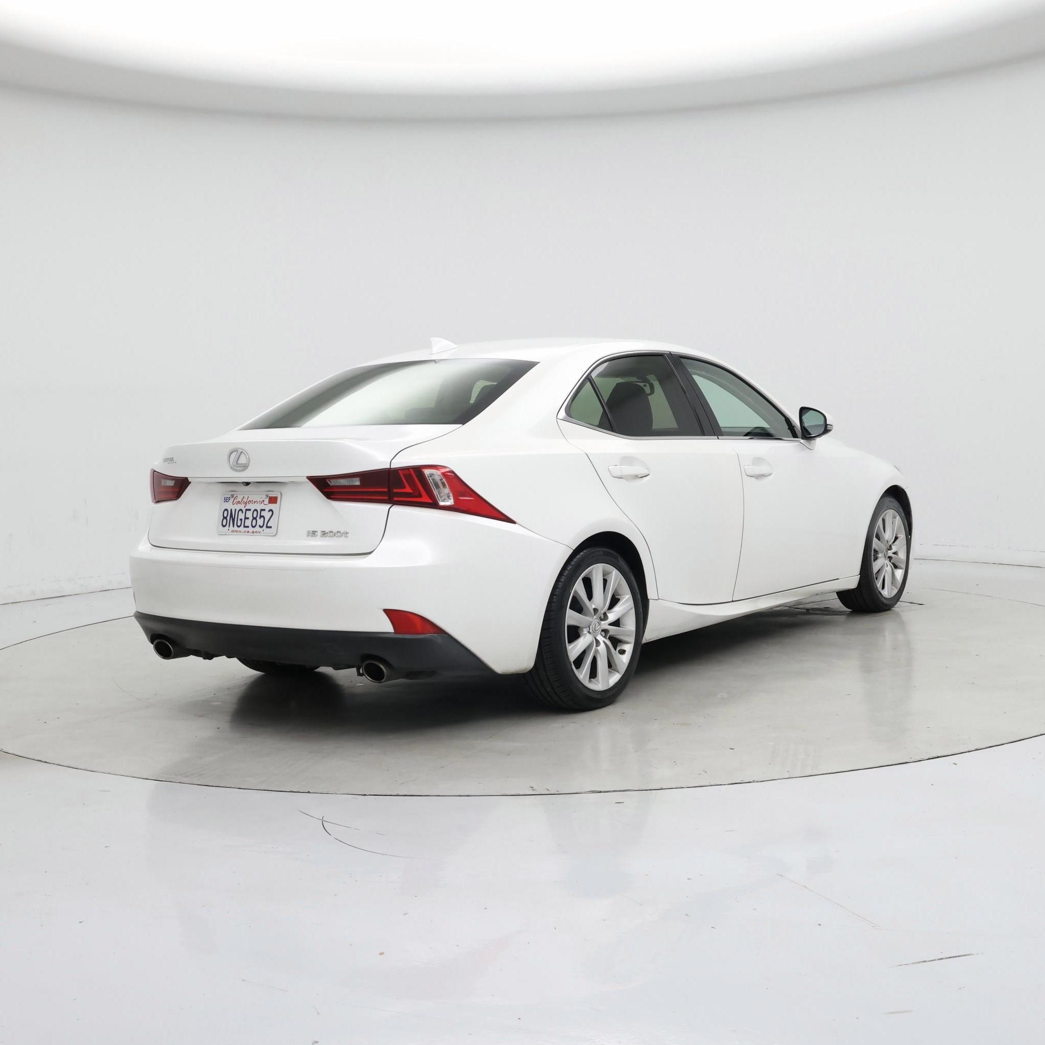 Thumbnail: 2016 Lexus IS - 8