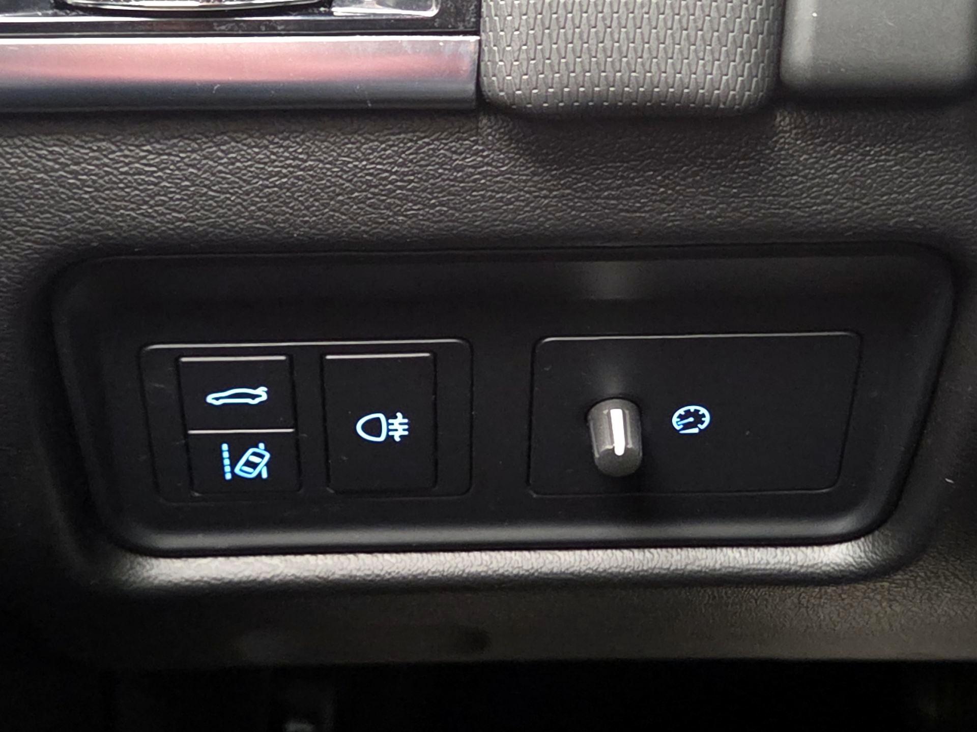 Thumbnail: 2020 Jaguar F-Type - 13