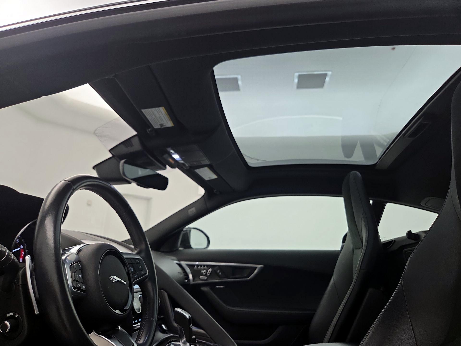 Thumbnail: 2020 Jaguar F-Type - 19