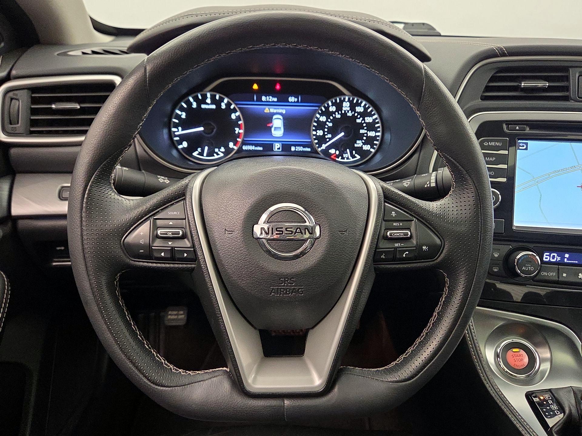 Thumbnail: 2016 Nissan Maxima - 10